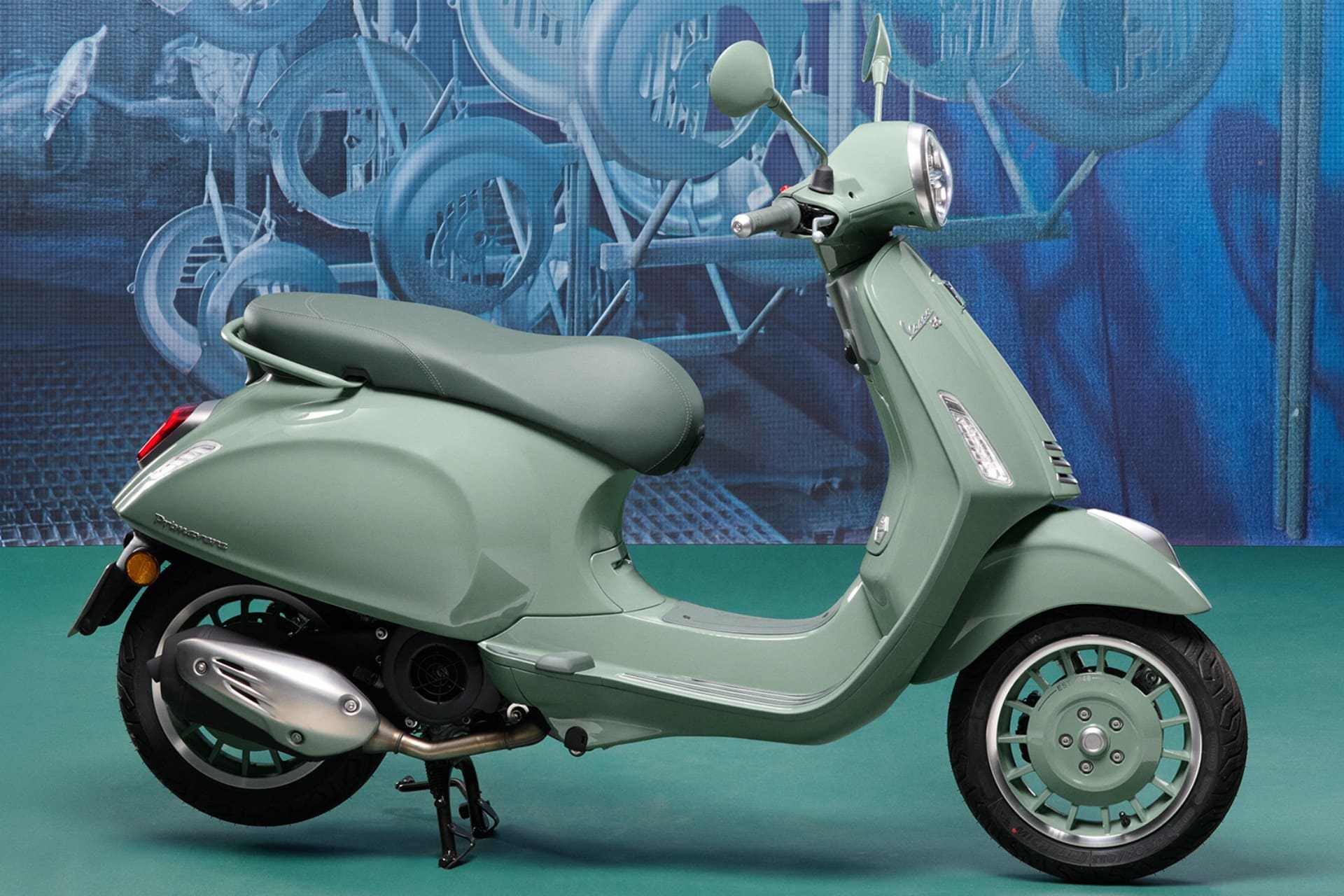 Vespa Primavera y GTS 80º Aniversario