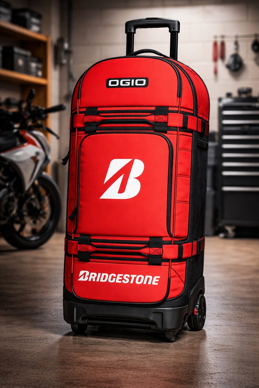 SoyMotero.net y Bridgestone lanza un tri-sorteo motero con tres premios imprescindibles
