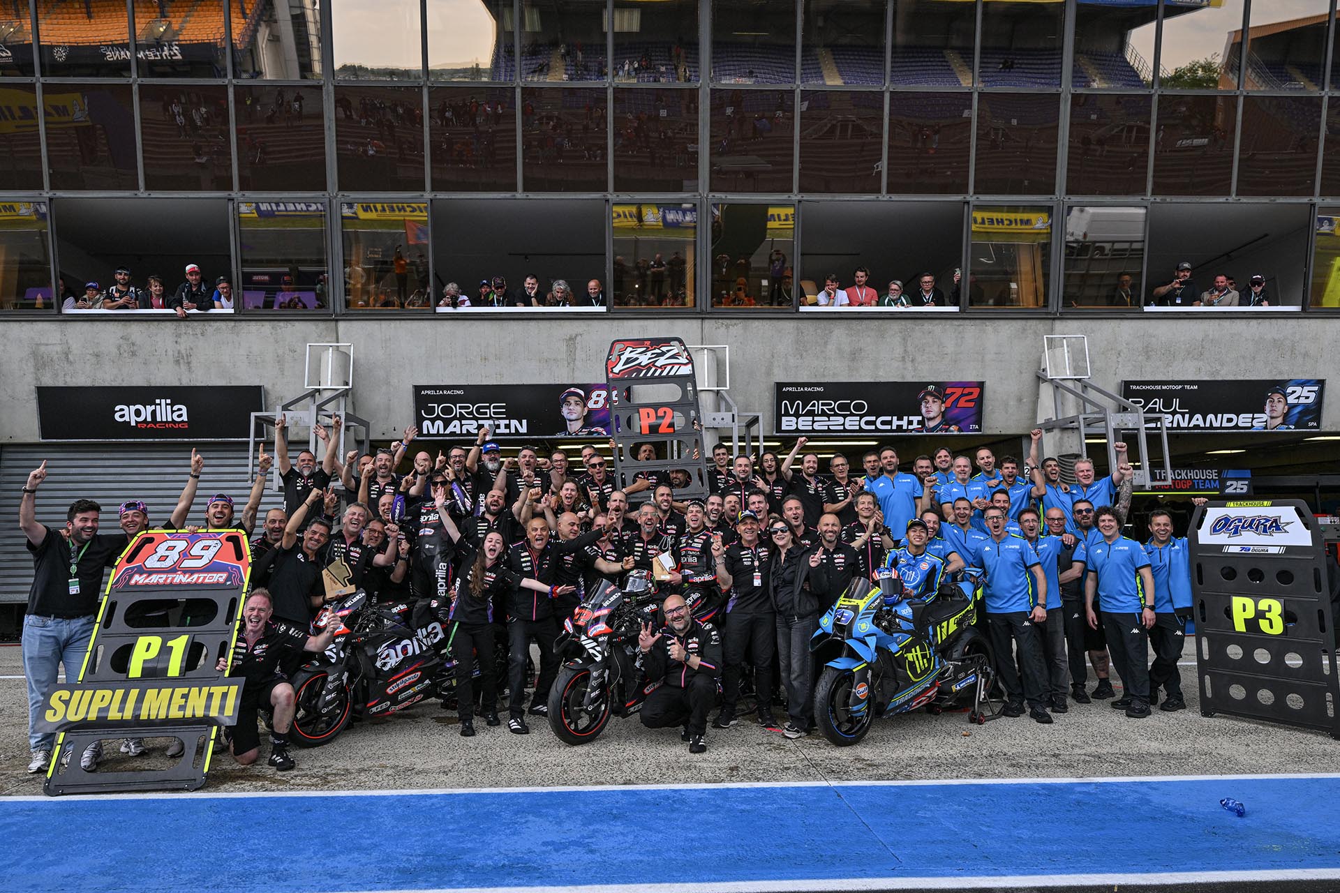 Aprilia ha hecho historia con su primer “triplete”
