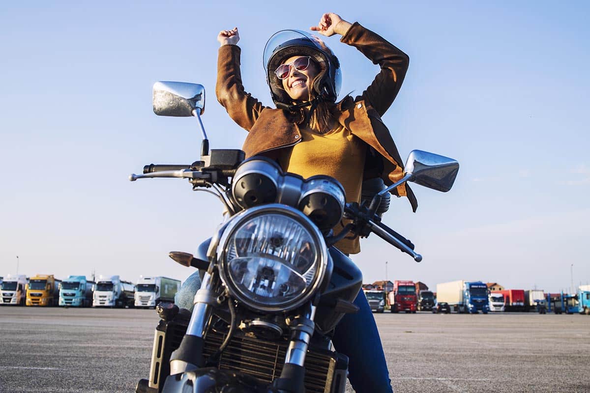 Tú lo notas y un estudio lo confirma: el 88% de los usuarios de moto dicen que montar mejora su bienestar mental