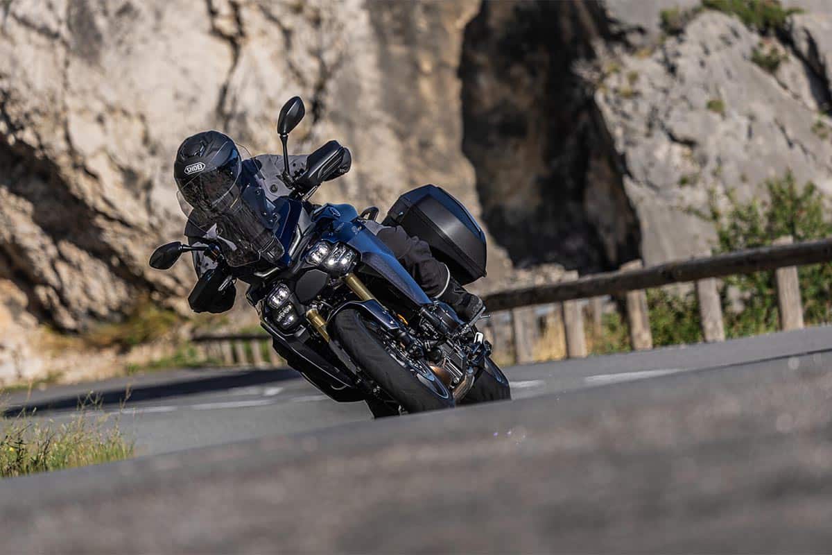 Rodar en moto habitualmente también te hace ganar físico