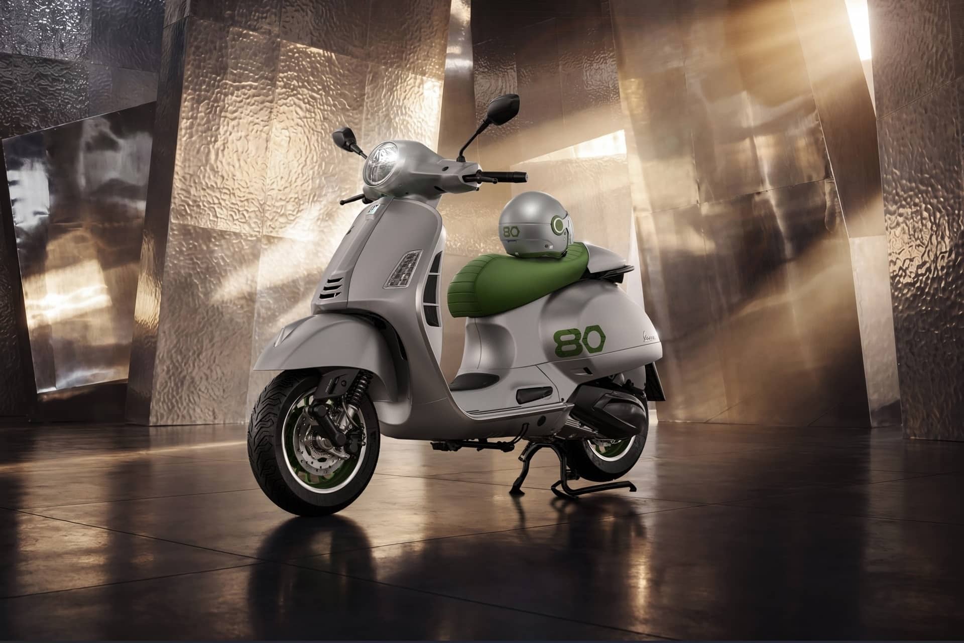 Vespa “Edizione Ottantesimo”: 80 años de un icono convertidos en una exclusiva pieza de colección