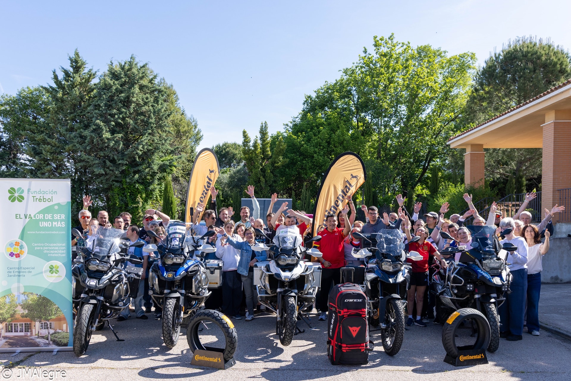 Km Solidarity lleva la alegría sobre dos ruedas en la ruta “En busca de la sonrisa perdida”