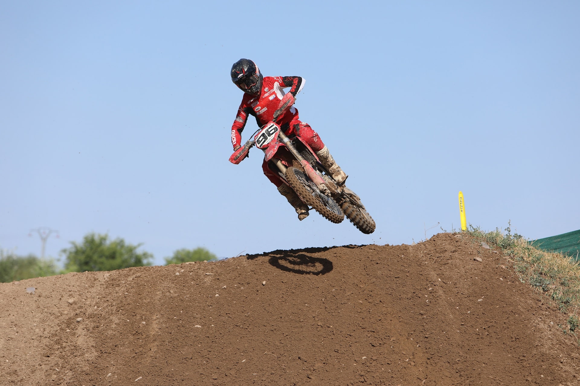 Víctor Alonso Rodilla hace historia para Ducati al subir al podio en el Campeonato de España de Motocross