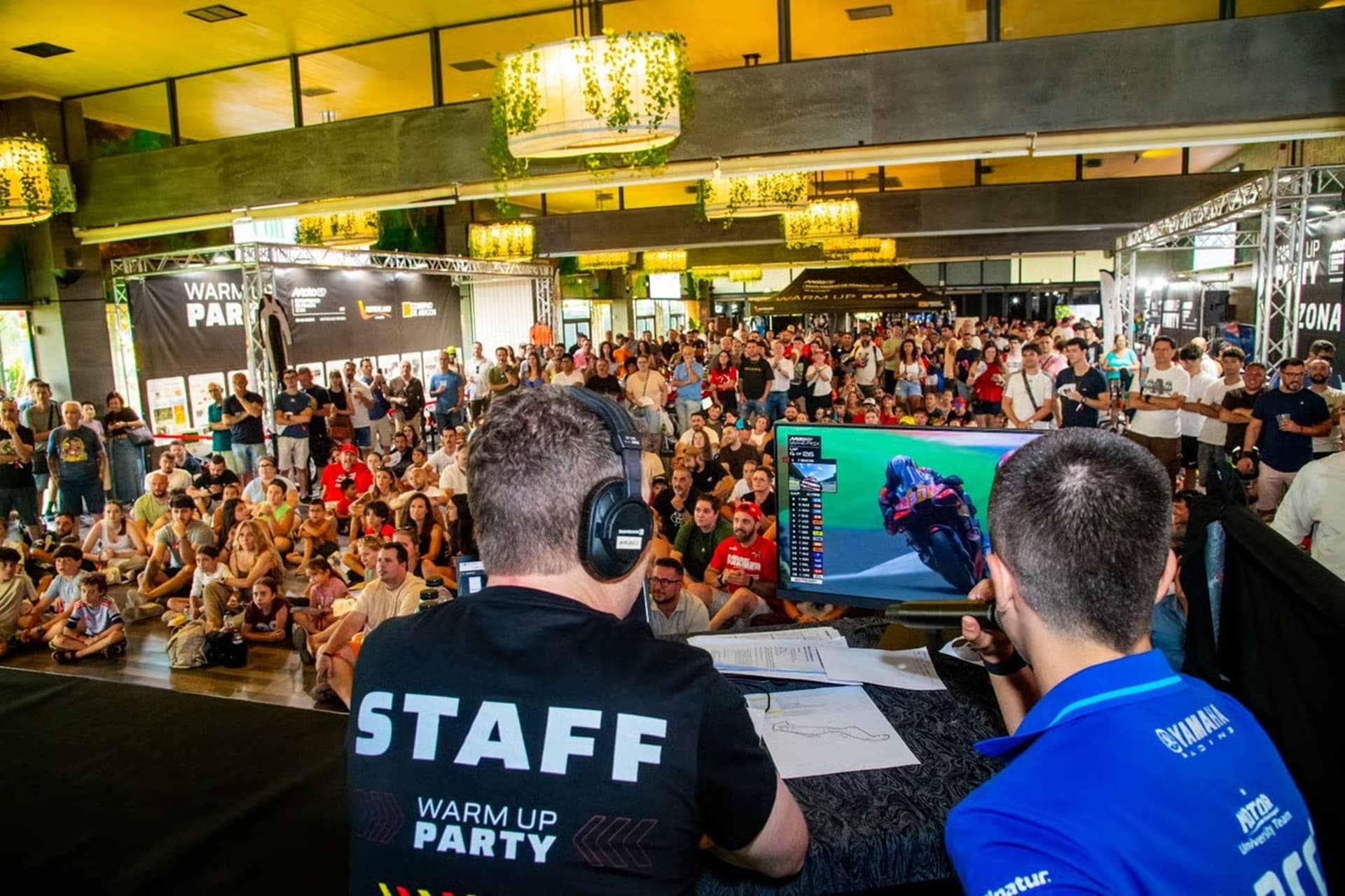 La Warm Up Party, la fiesta organizada por MotorLand Aragón, congrega a más de 2.000 aficionados en el Espacio Ebro de Zaragoza