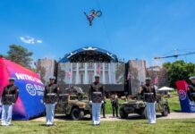 Travis Pastrana convierte el jardín de la Casa Blanca en su circuito particular de acrobacias