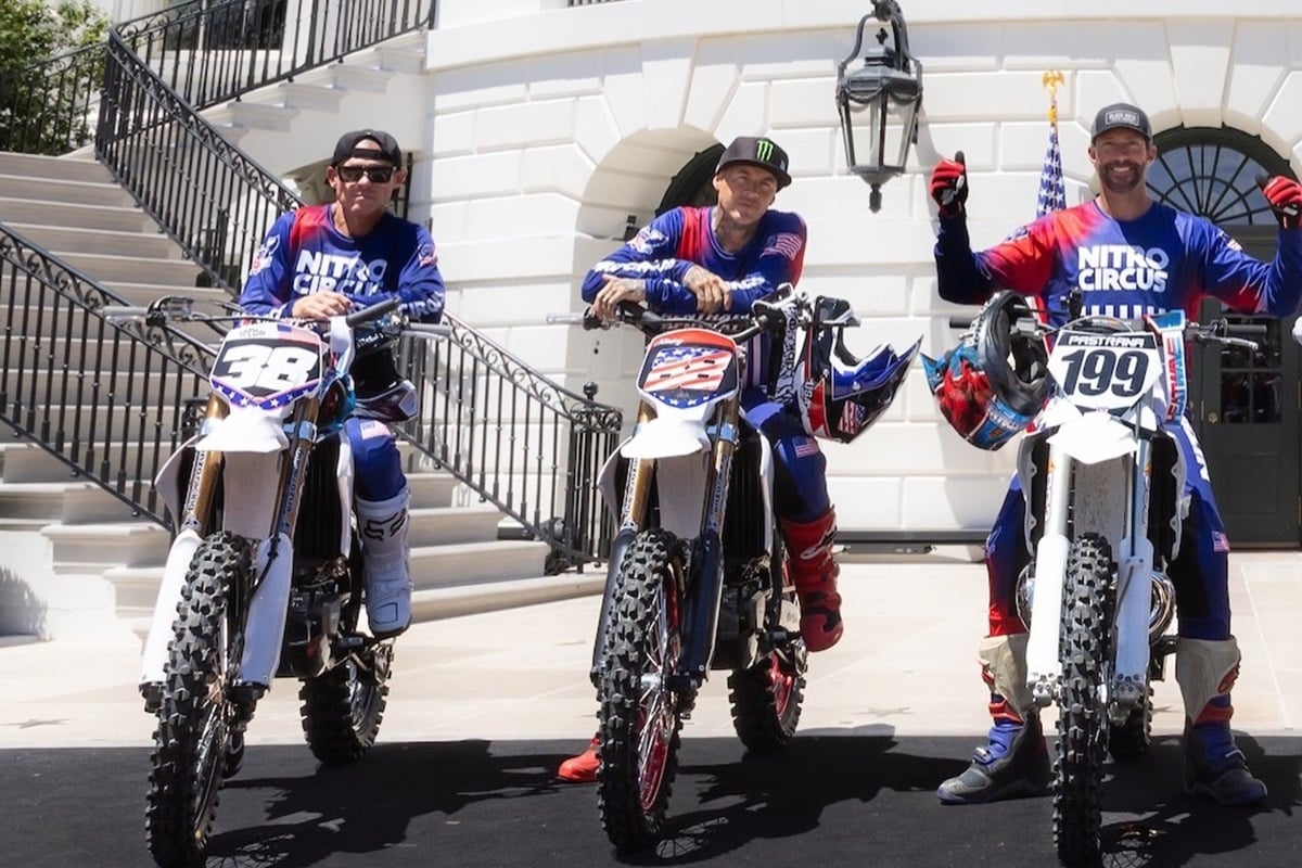 Travis Pastrana convierte el jardín de la Casa Blanca en su circuito particular de acrobacias