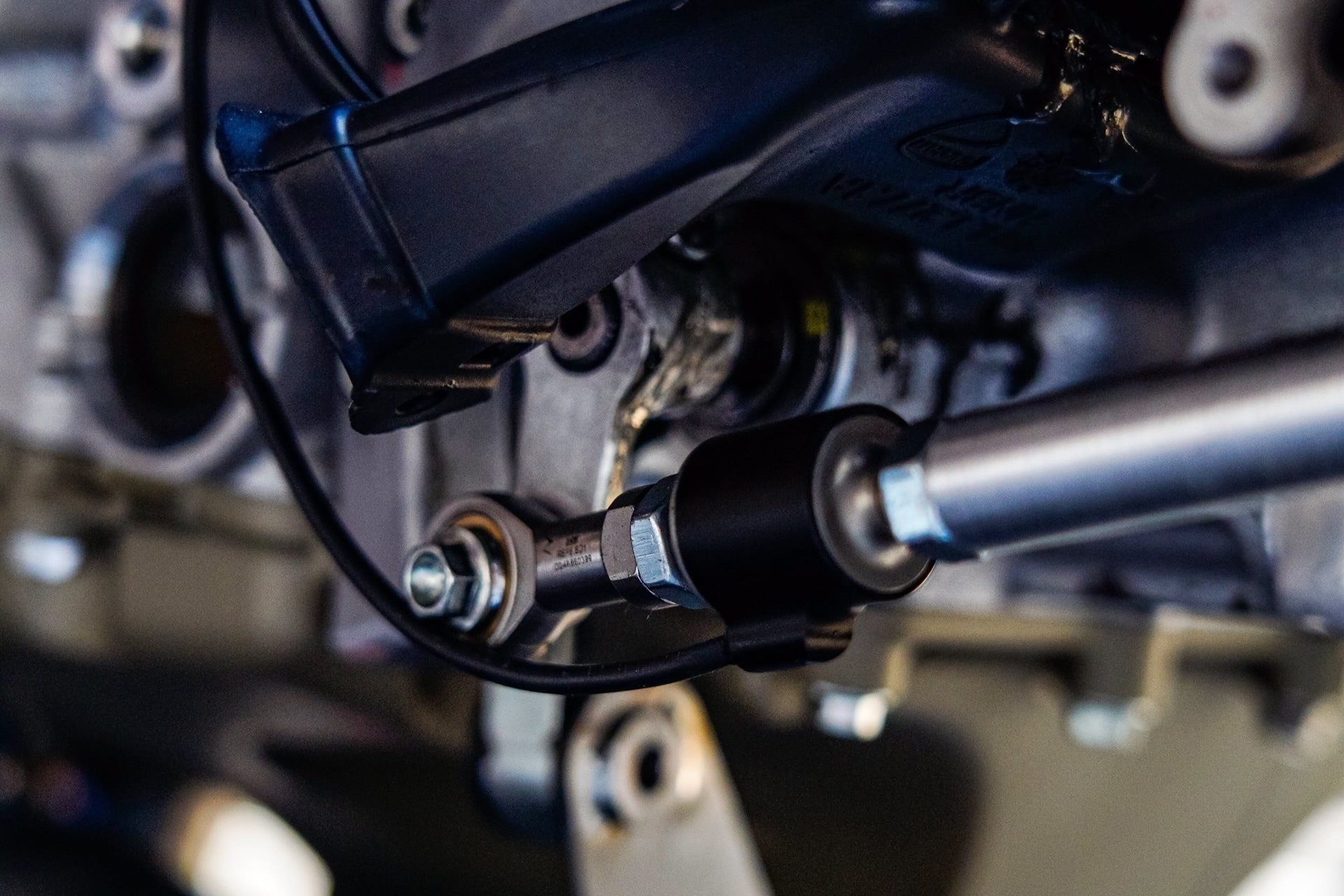 El equipo Barni Spark Racing Team y Mectronik presentan el nuevo kit electrónico de competición para la Ducati Panigale V4