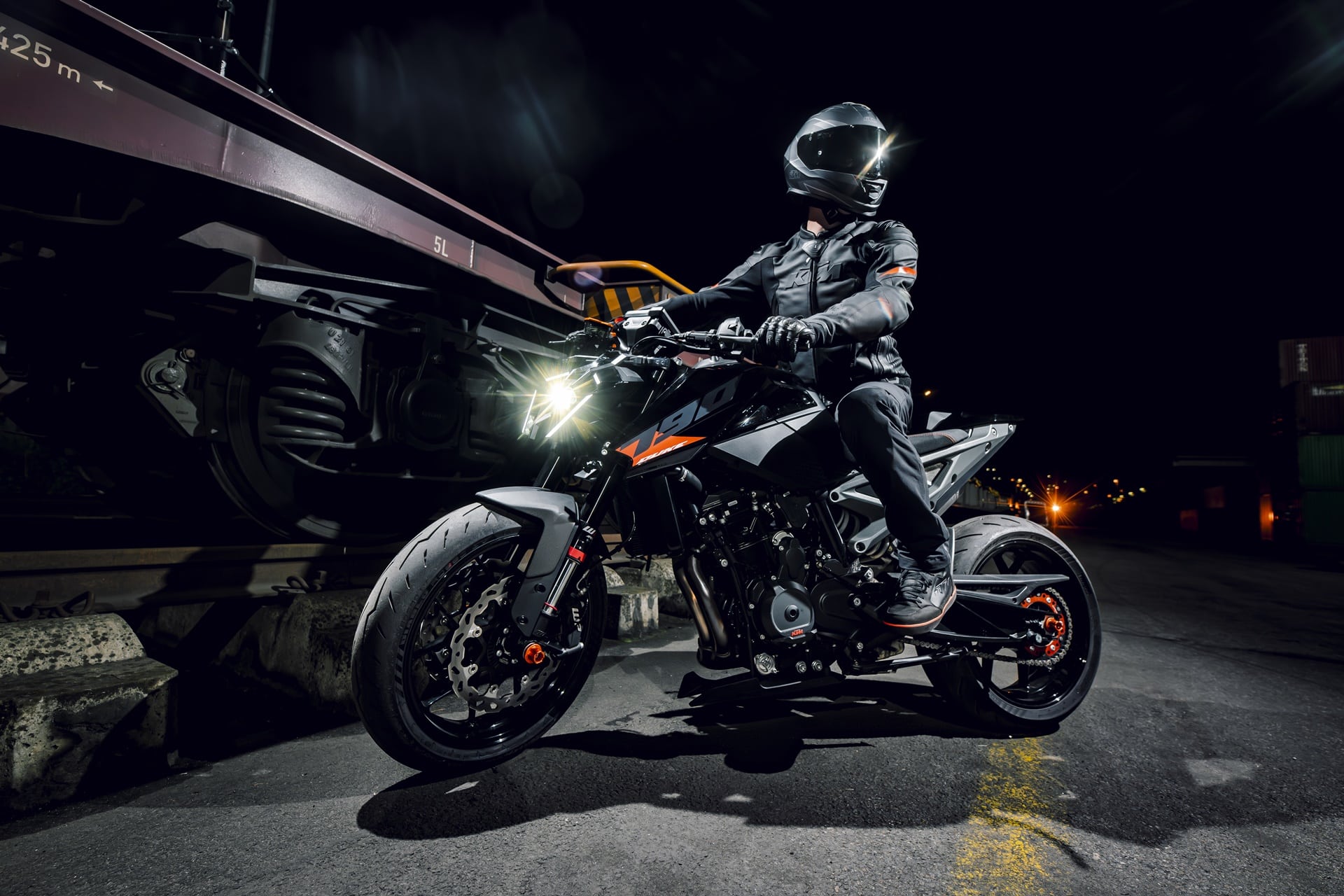 KTM 790 Duke 2027