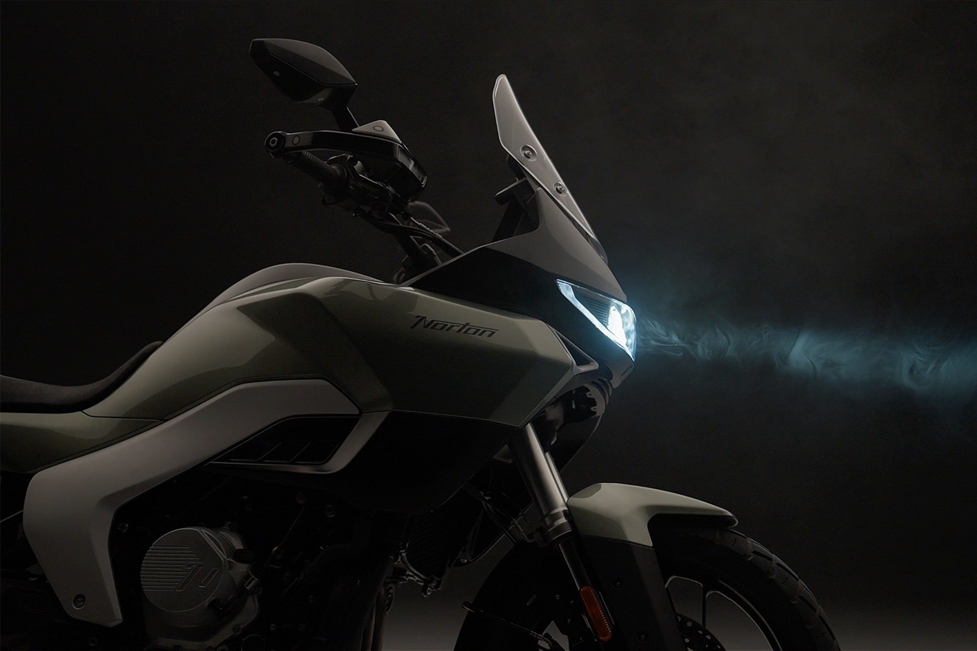 Norton Motorcycles se estrena en el segmento ADV con su nueva gama Atlas