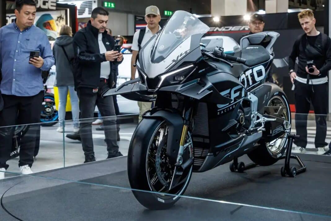 CFMOTO V4 SR-RR 2027