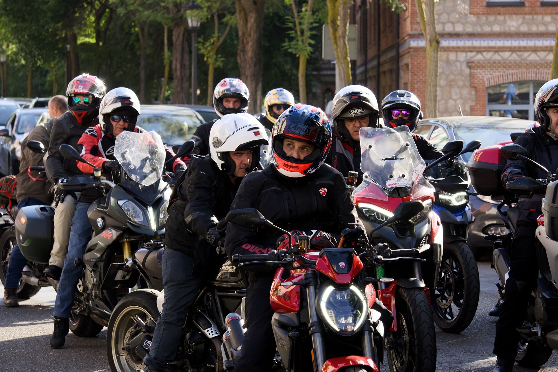 Ducati celebra con éxito Sea to Sea 2026 junto a 40 participantes y más de 1.000 kilómetros de recorrido
