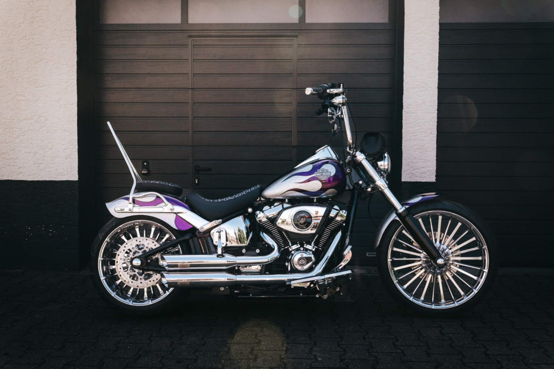 Harley Davidson Creators Custom Clash