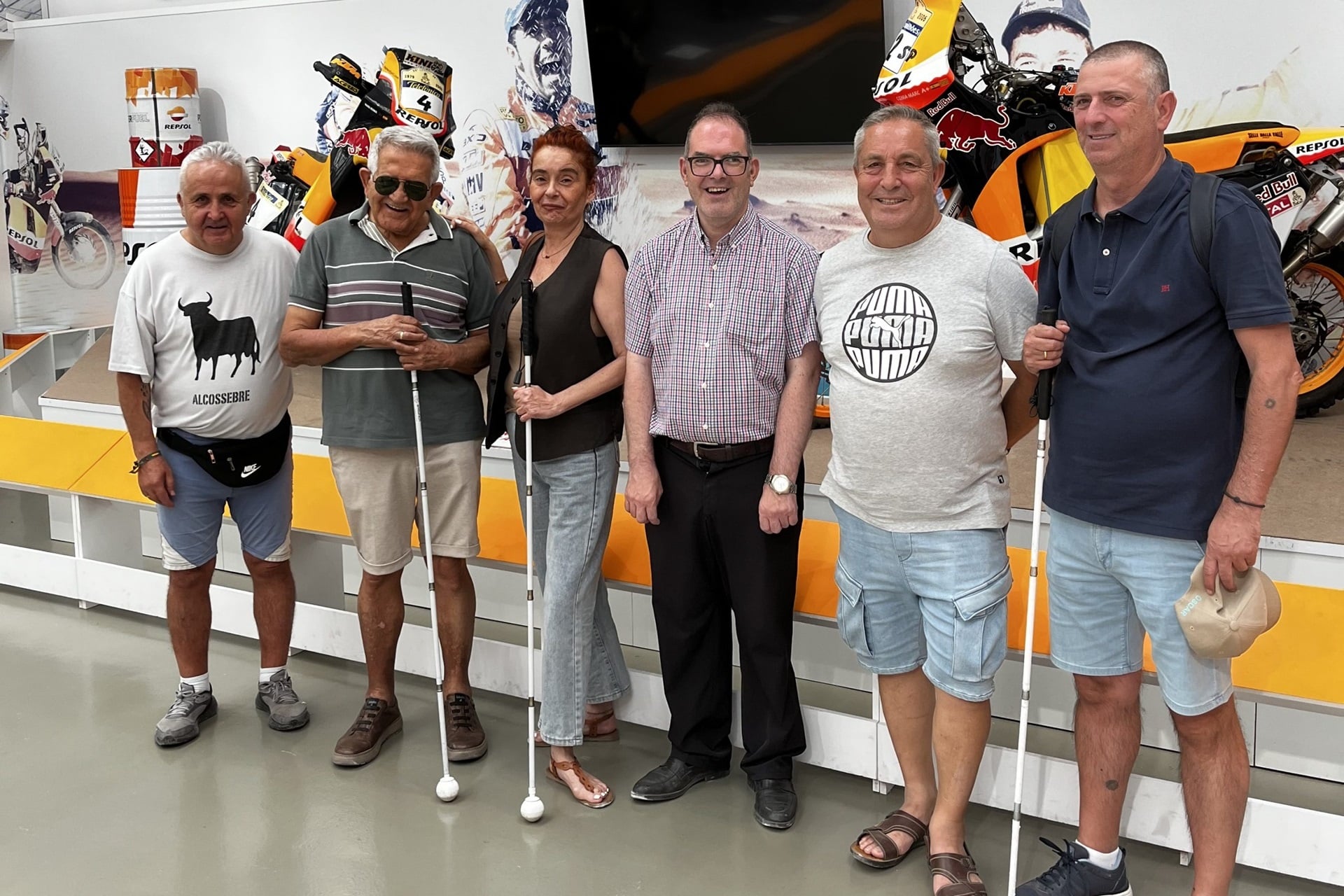 La RFME celebra el día de ayer la “Visita al Museo de la Moto” con participantes de la Fundación APADIS y de la ONCE