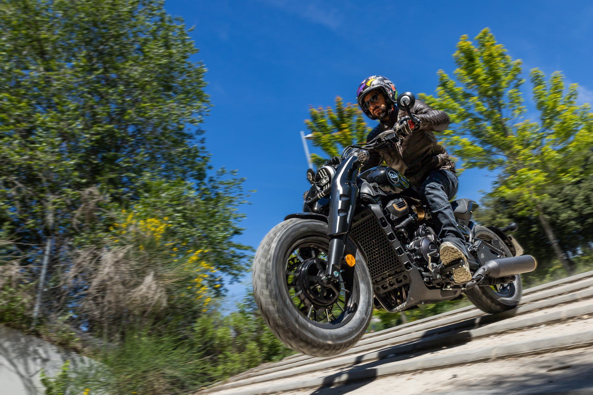 Prueba Cyclone RA600