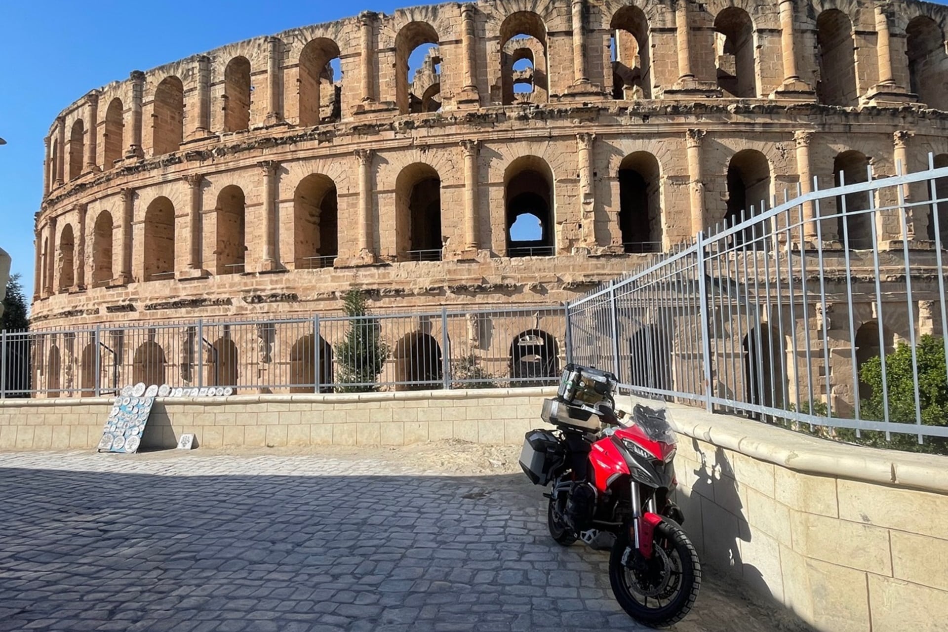Multistrada V4 Voyagers 2026: seis viajes épicos en el año del centenario de Ducati