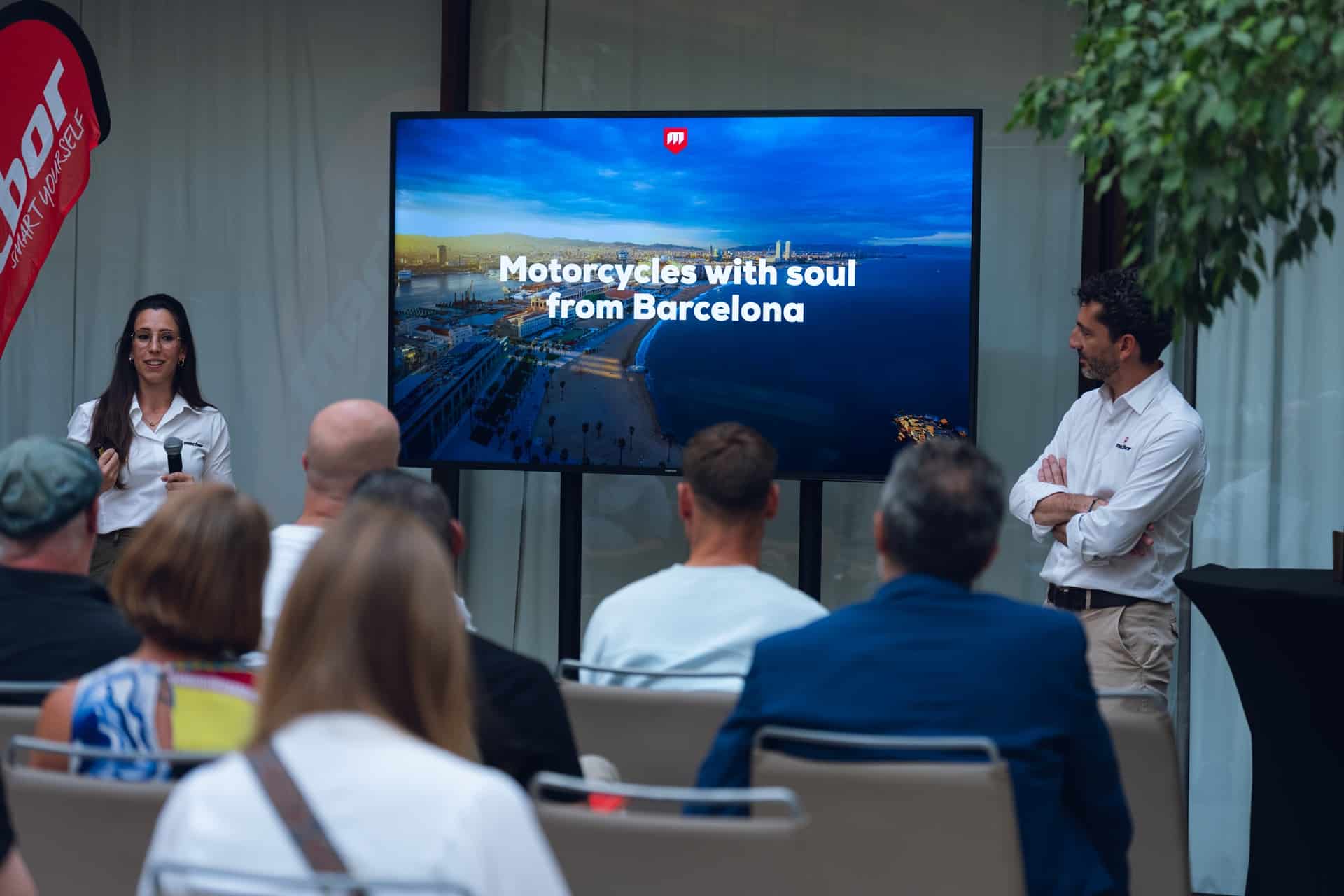 Macbor celebra en Barcelona su primera presentación internacional