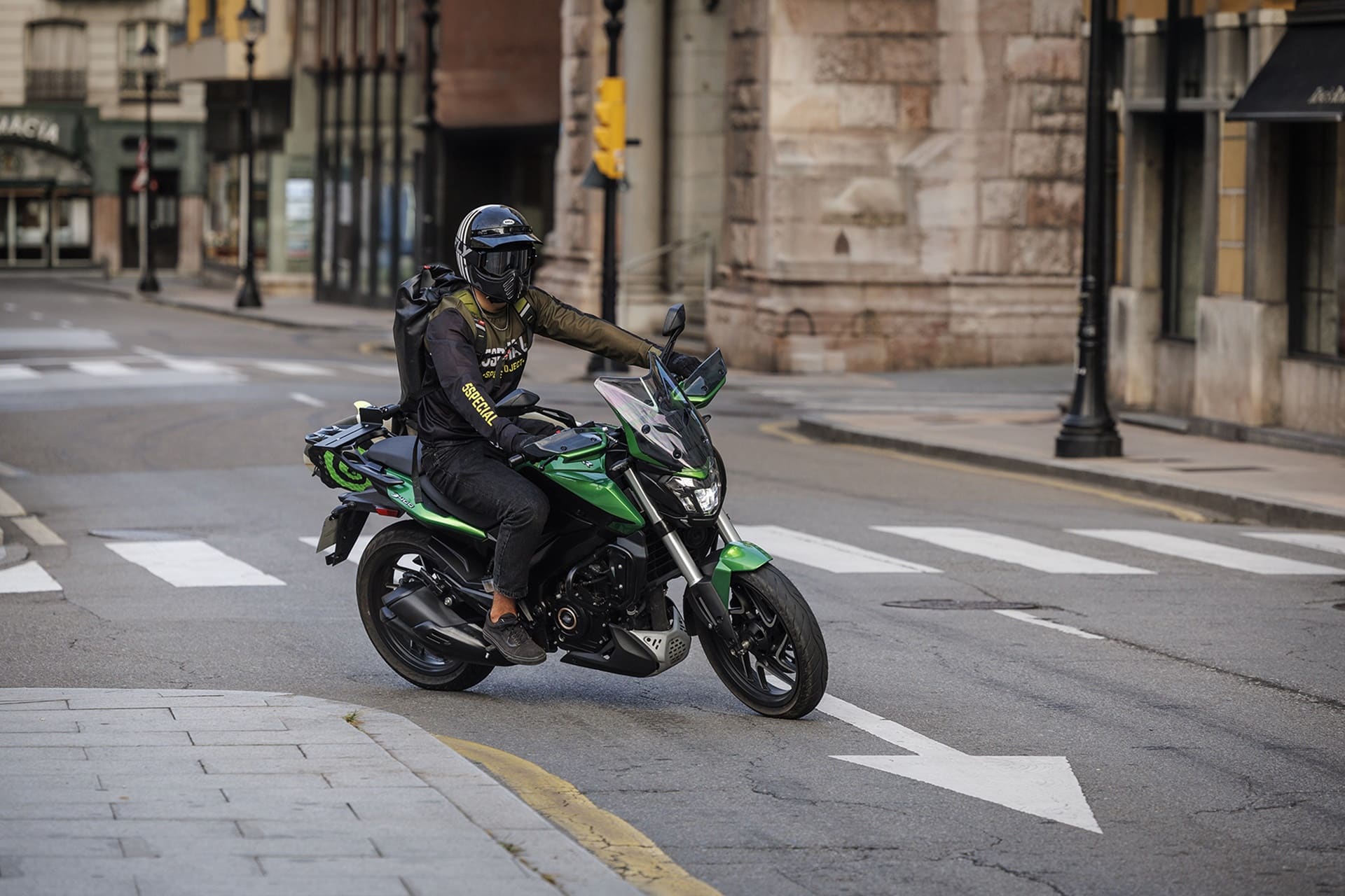 Solo Moto Weekend 2026 se convierte en el gran epicentro del test ride de Bajaj en España