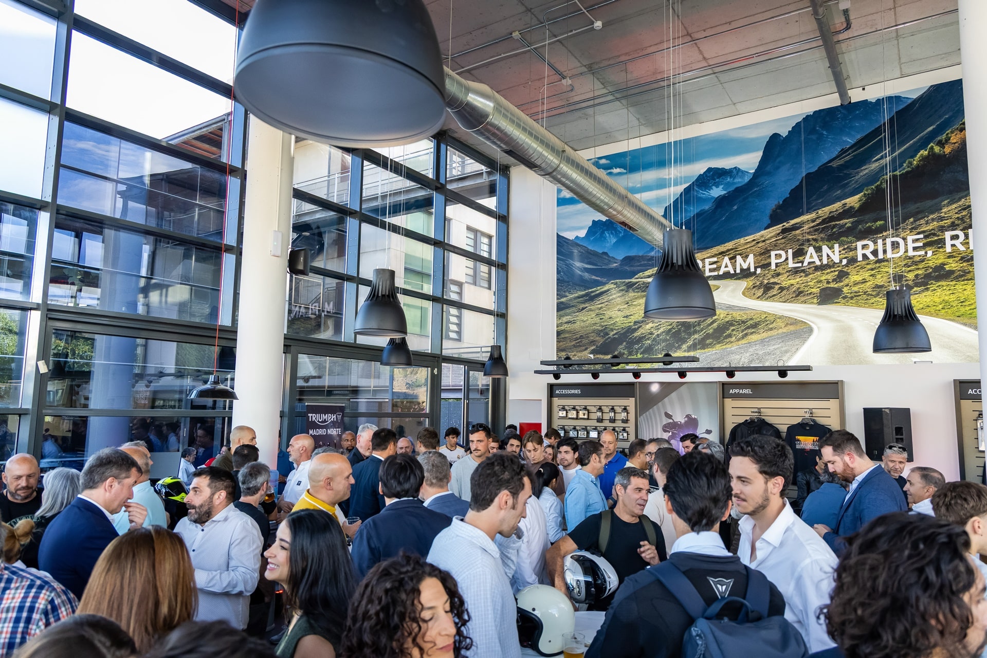 Triumph Madrid Norte abre sus puertas