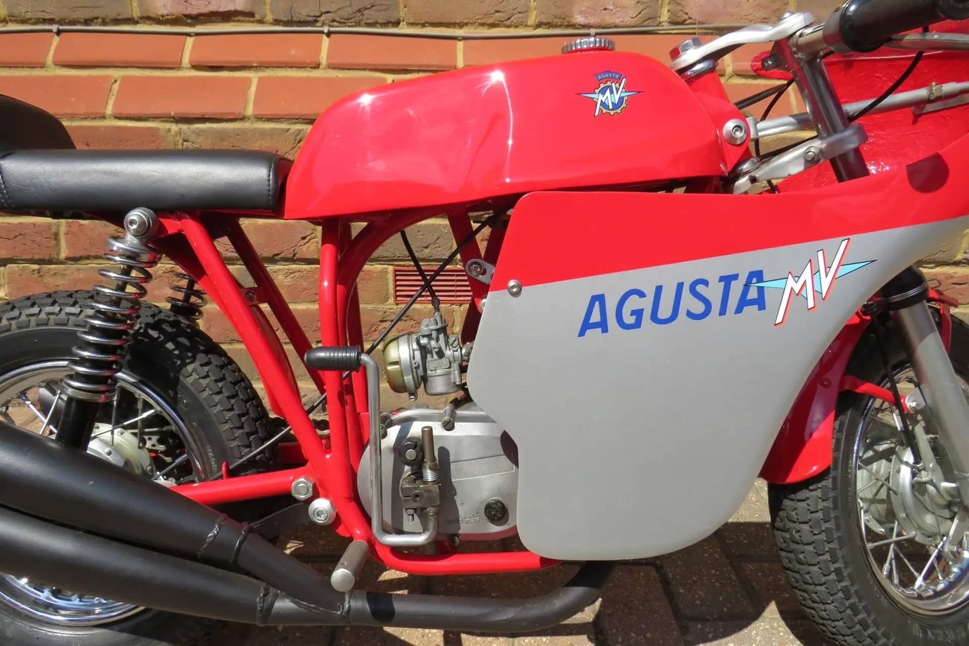Mini MV Agusta GP “replica” a la venta: La minimoto con la que soñaban los niños hace 50 años…