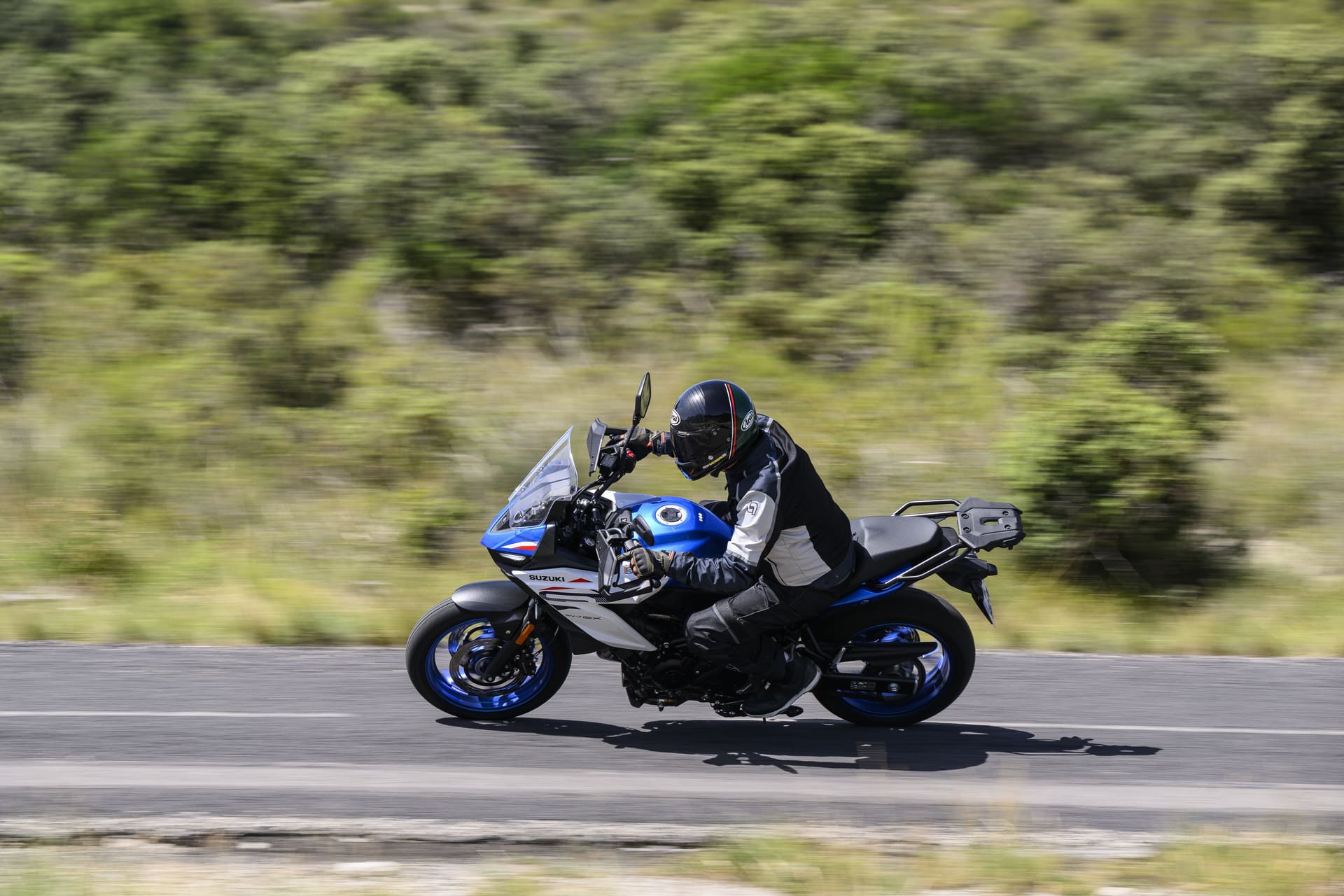 Prueba Suzuki SV-7GX 2026