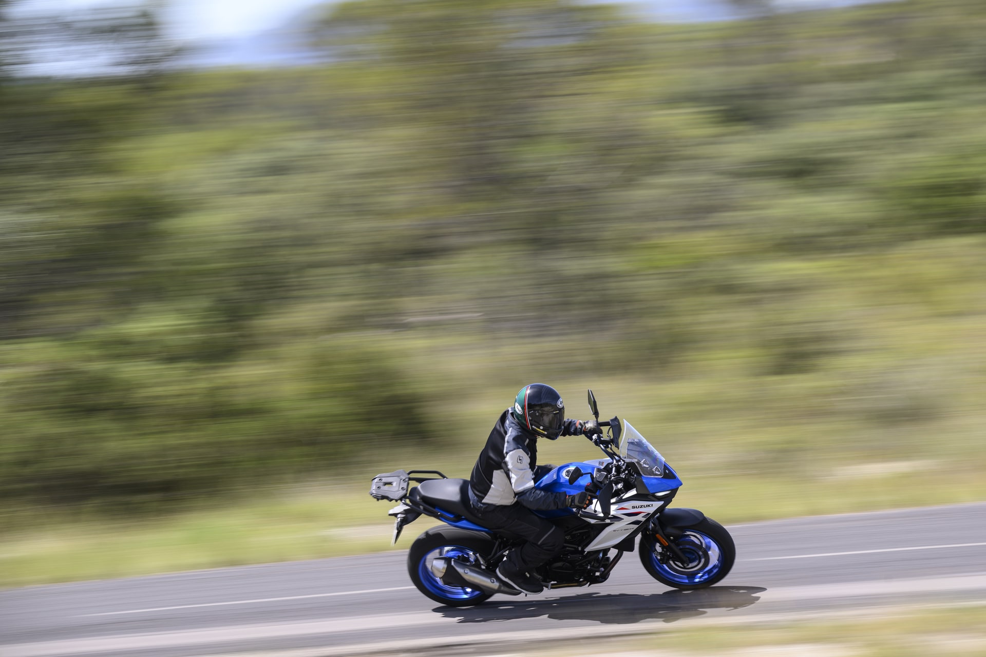 Prueba Suzuki SV-7GX 2026