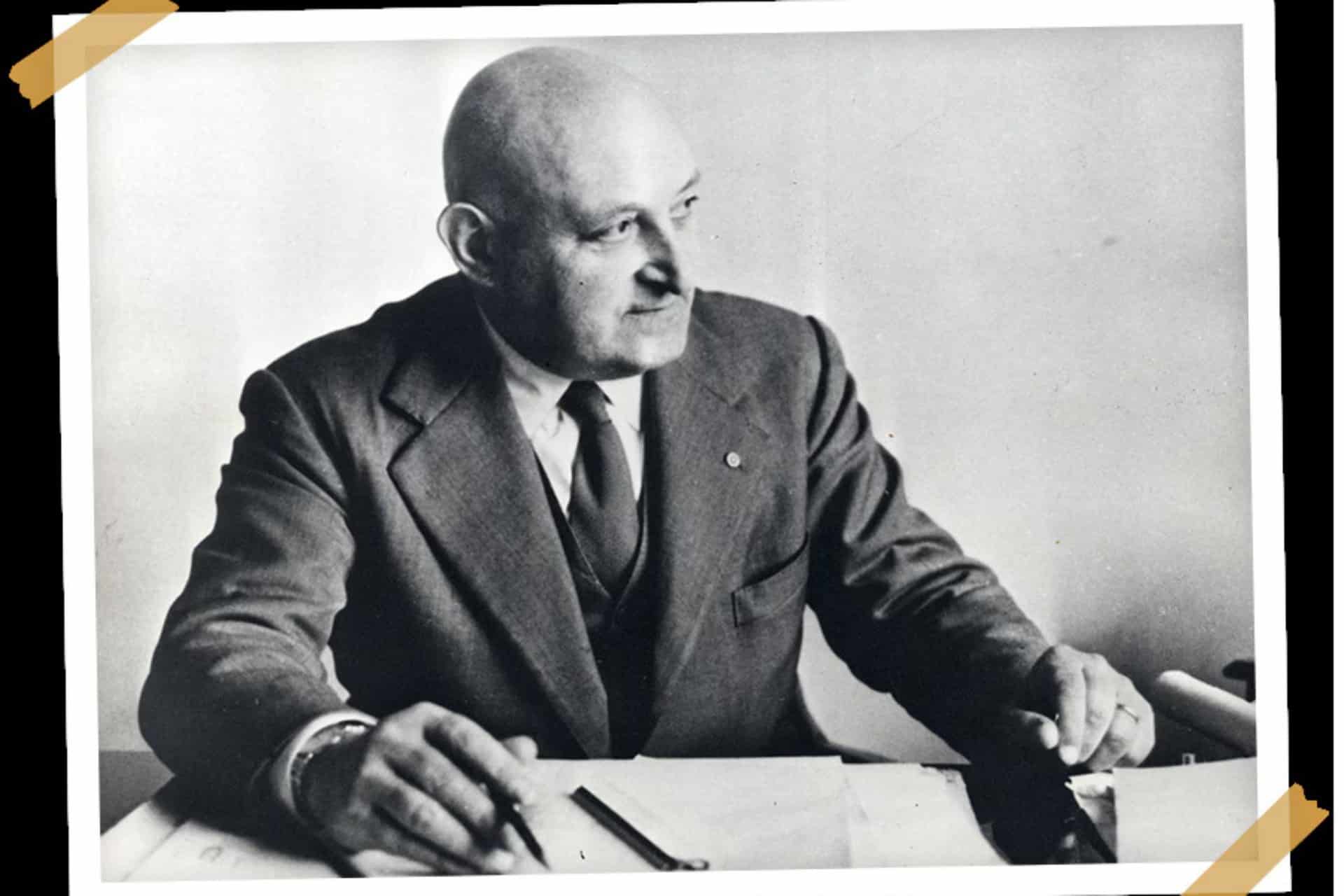 Vespa y Corradino D'Ascanio (7)