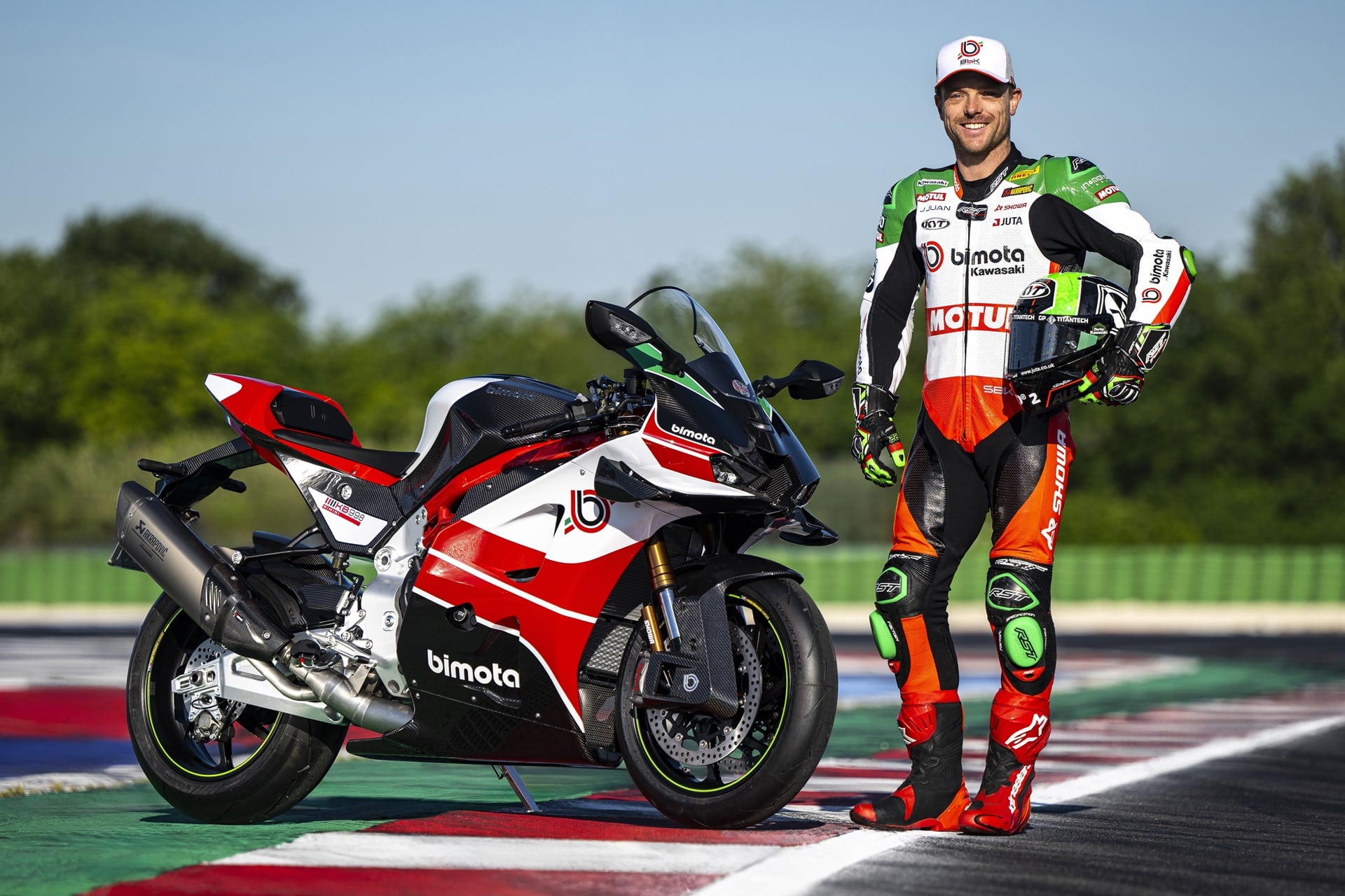 La Bimota KB998 Rimini también podrá usarse en la calle en su versión 2027