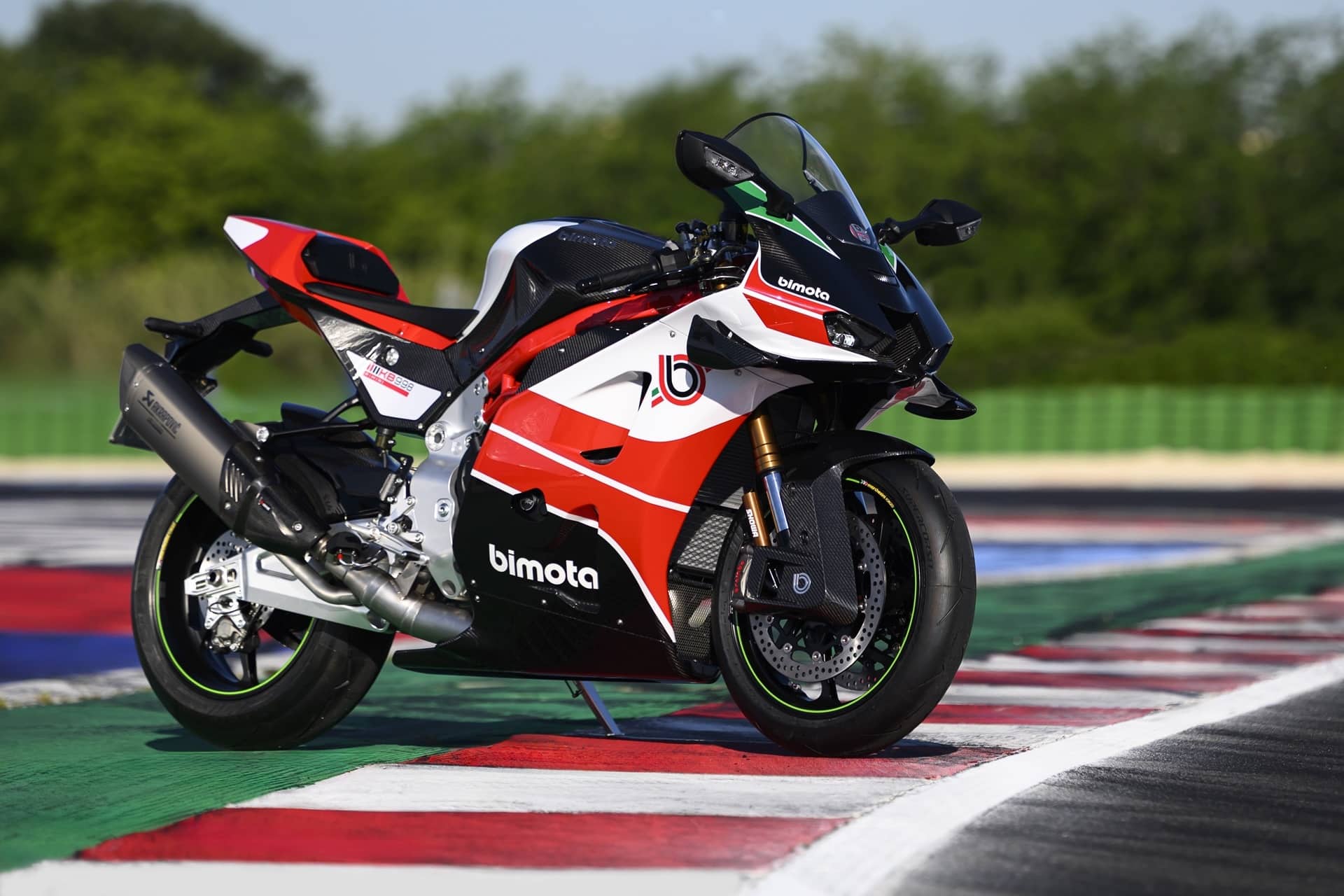 La Bimota KB998 Rimini también podrá usarse en la calle en su versión 2027
