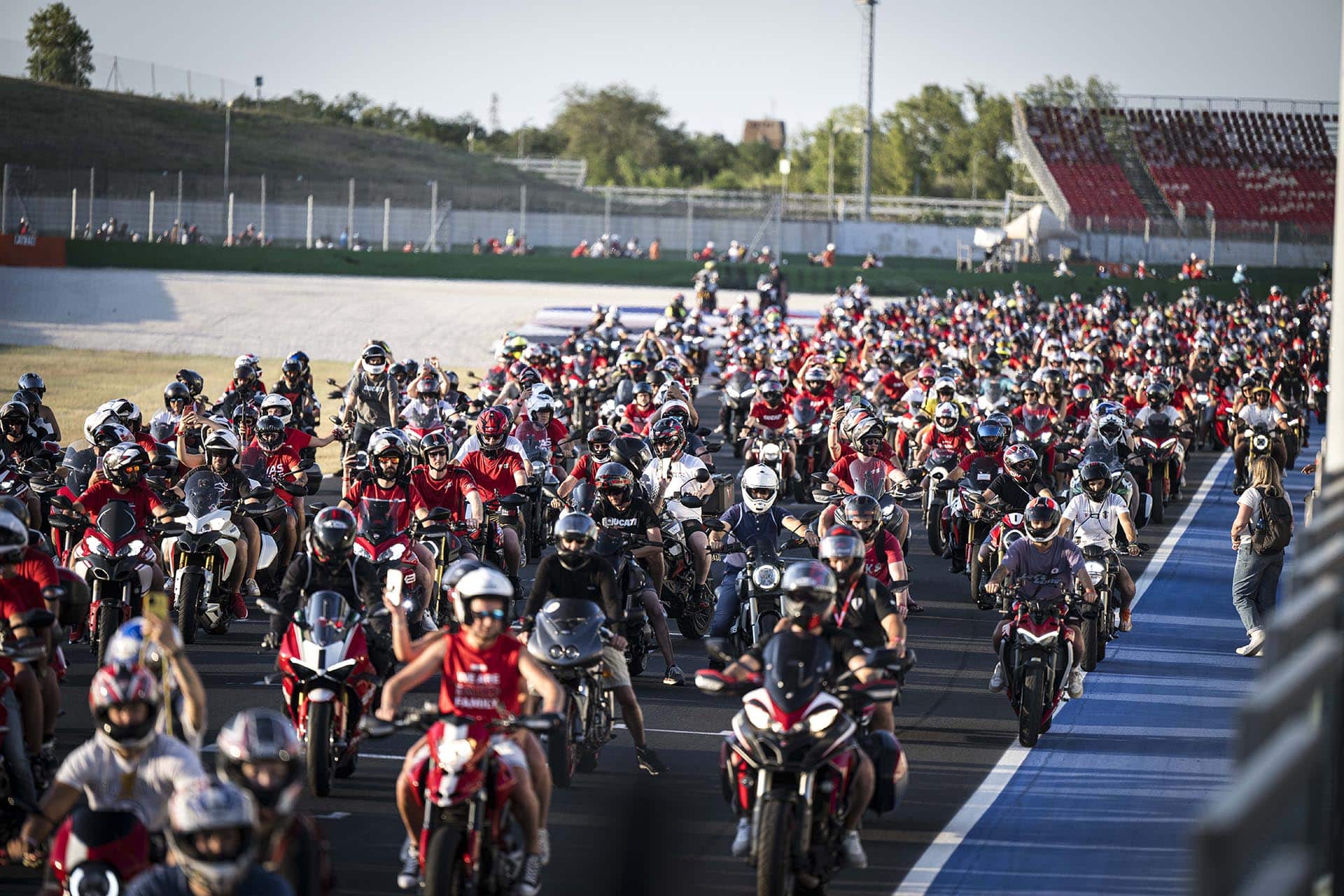 Misano se convierte por un fin de semana en el centro mundial de Ducati