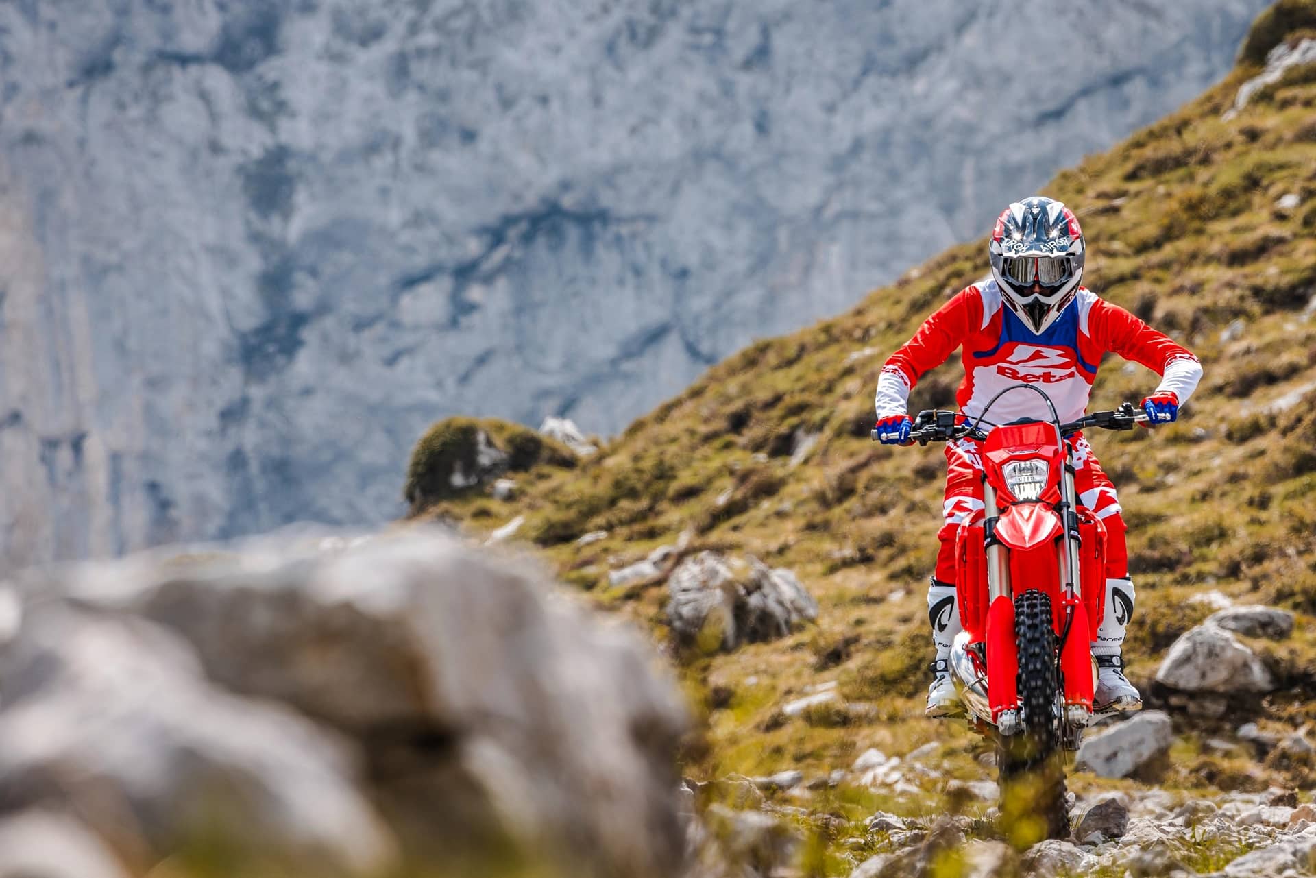 Nueva gama Beta RR X-PRO 2027: hasta ocho modelos, cargados de innovaciones técnicas y mecánicas