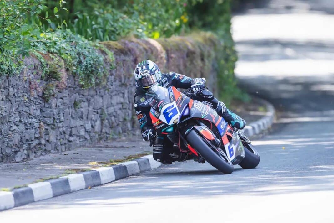 IOMTT 2026: Michael Dunlop sigue aumentando su leyenda ¡34 victorias!IOMTT 2026: Michael Dunlop sigue aumentando su leyenda ¡34 victorias!