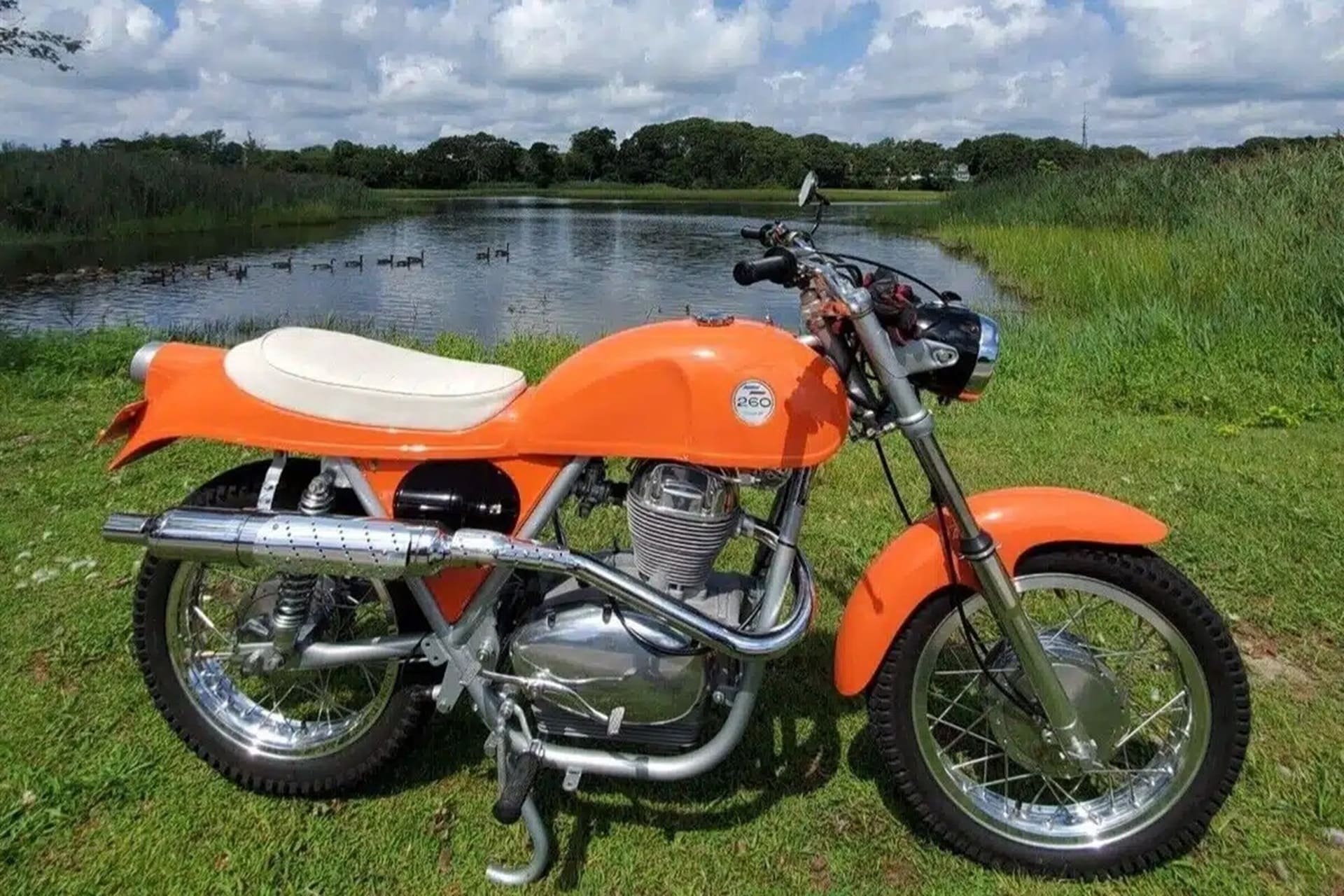 802 Mojave: La Benelli que todos esperan y Oberdan Bezzi ha versionado en forma de rénder