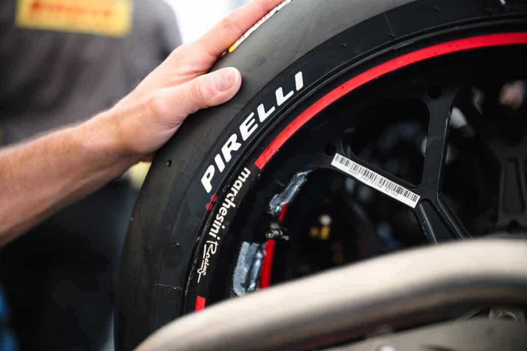 MotoGP completa su primer test con las 850 y los neumáticos Pirelli