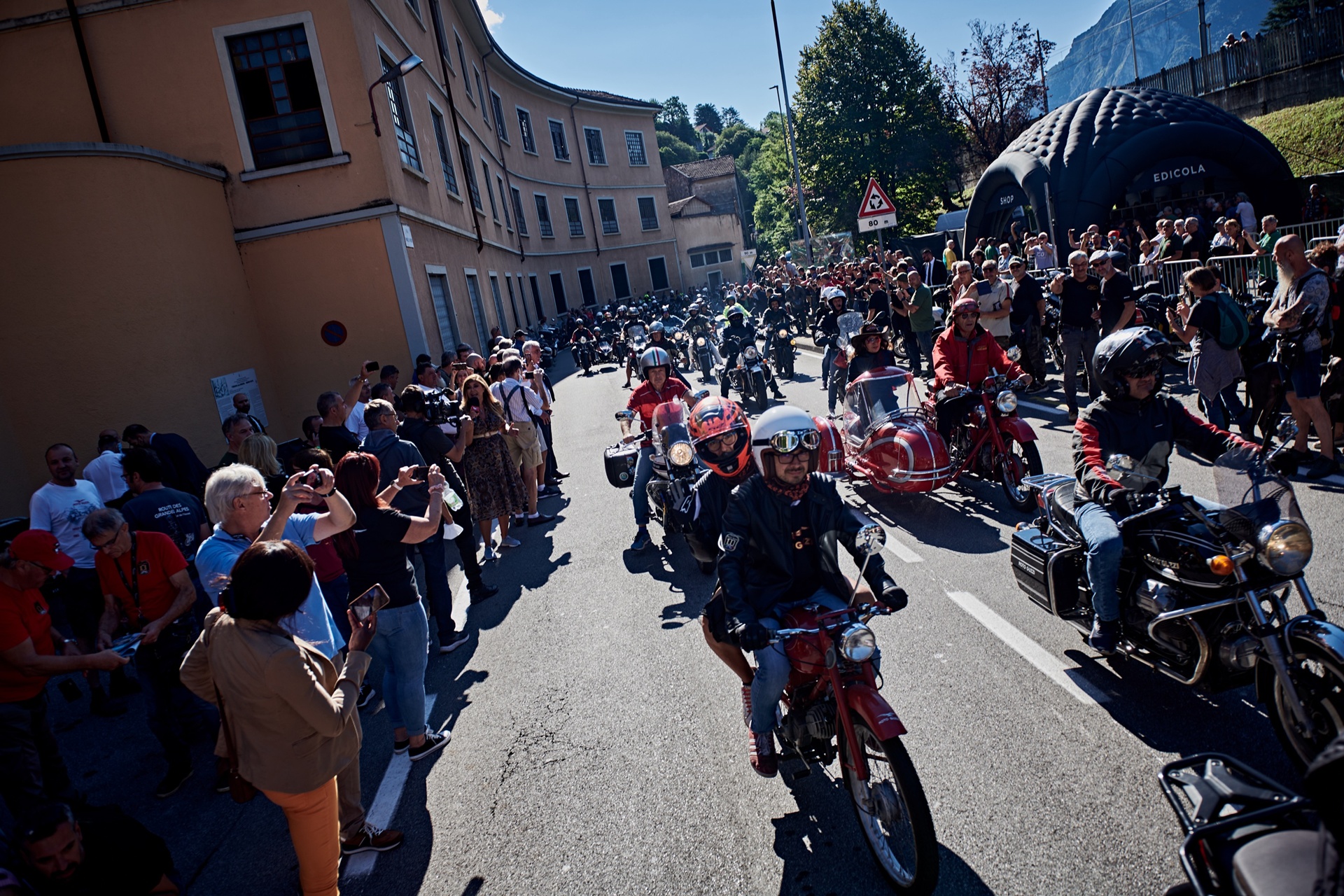 Moto Guzzi abre una nueva era: fábrica y museo se estrenan en las GMG 2026