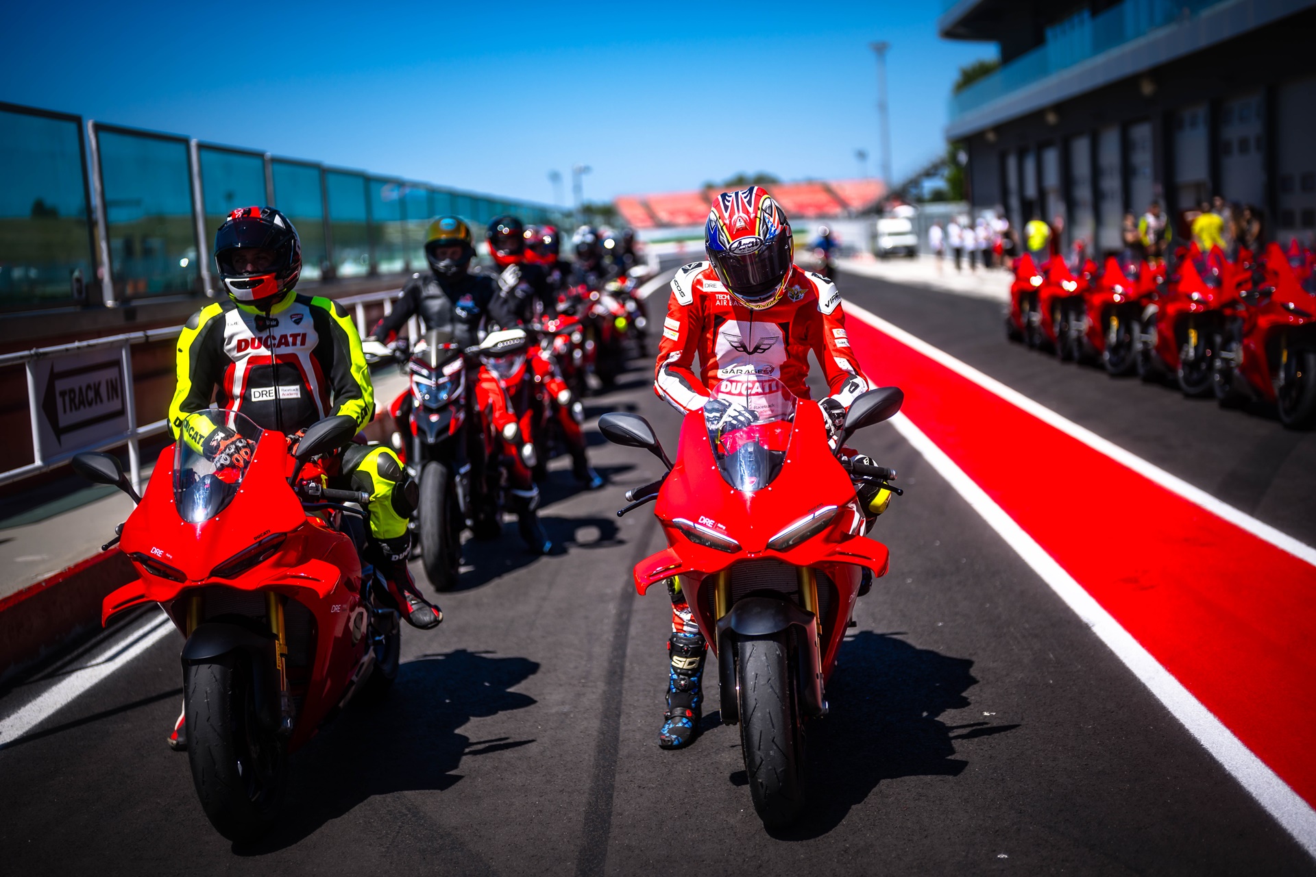 World Ducati Week 2026: Casi 120.000 asistentes de 94 países distintos rompen todos los récords de asistencia hasta la fecha