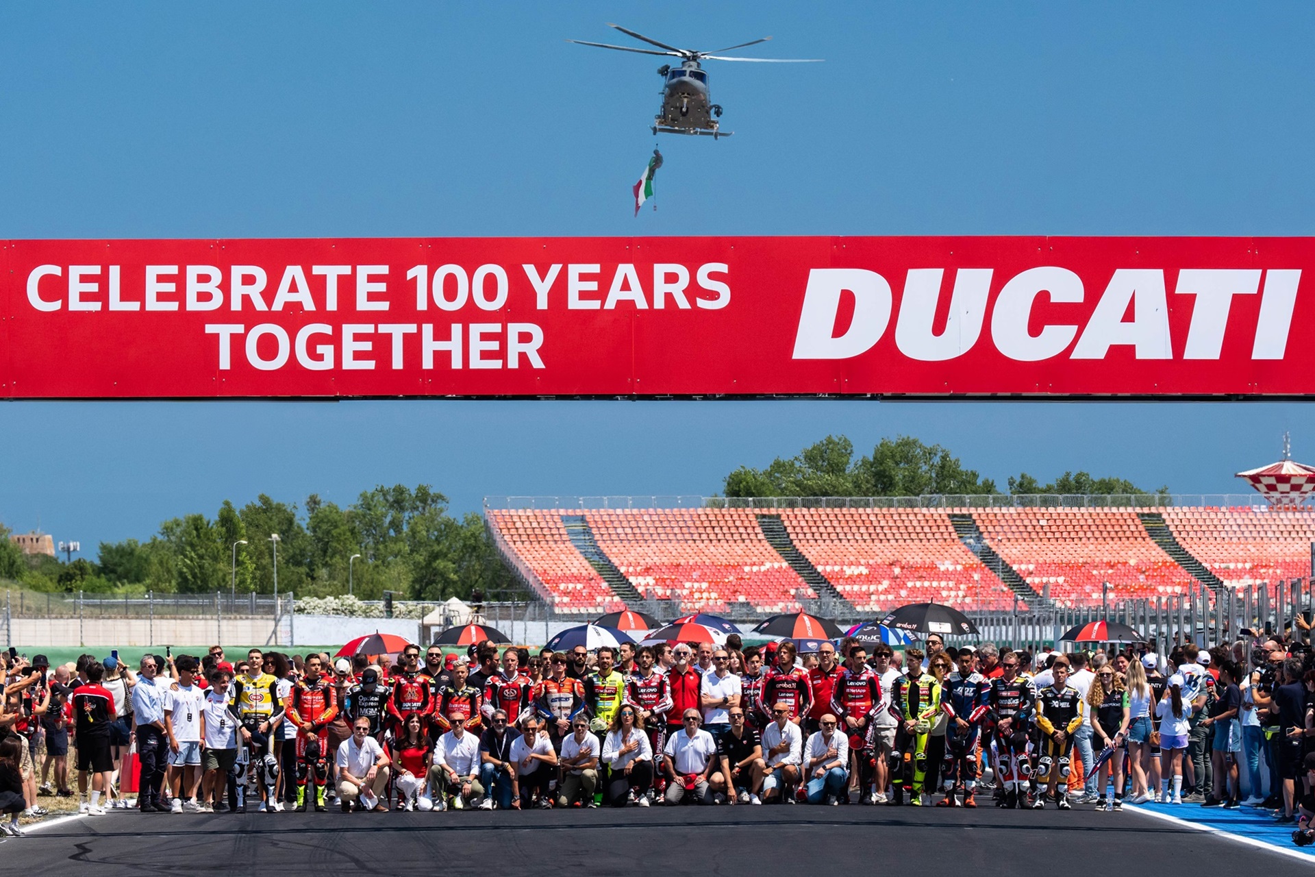World Ducati Week 2026: Casi 120.000 asistentes de 94 países distintos rompen todos los récords de asistencia hasta la fecha