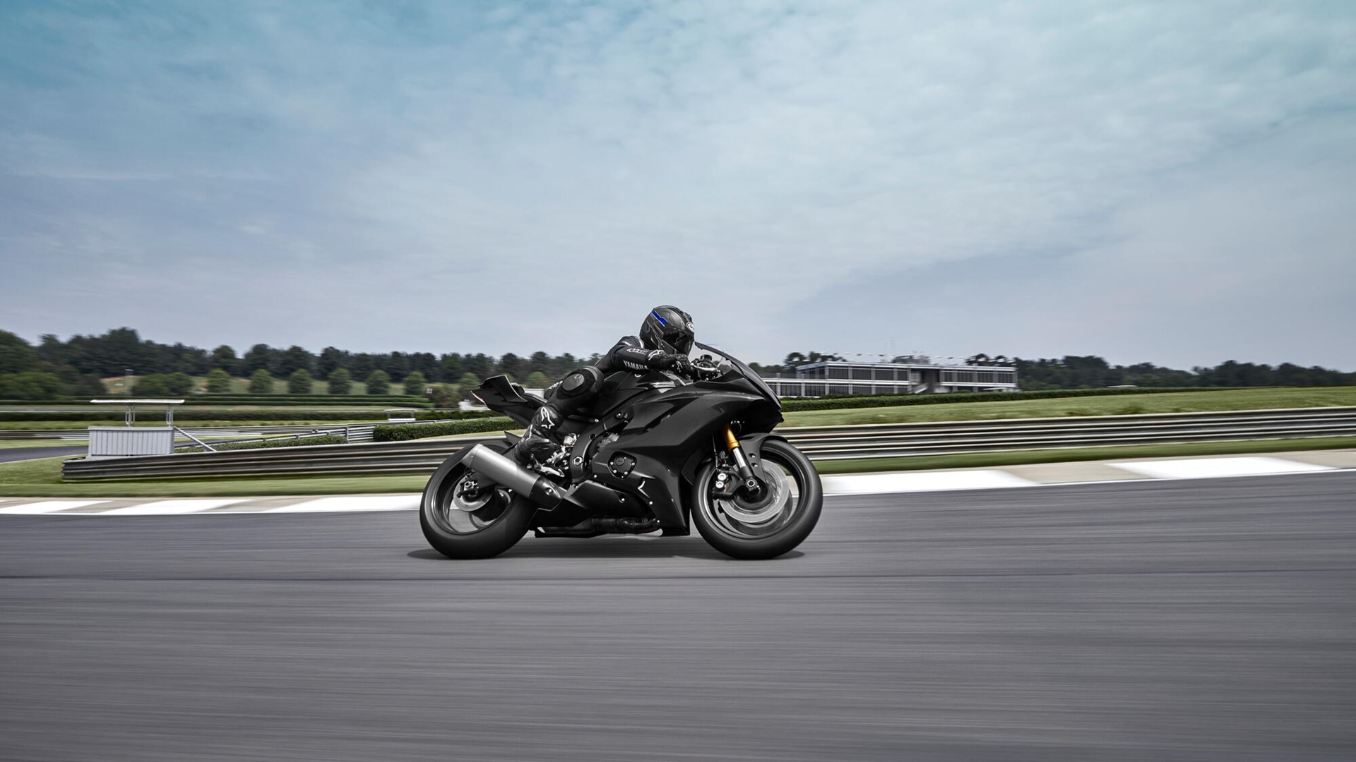 Yamaha anuncia el cese de la producción de su R6 Race de cara al próximo año
