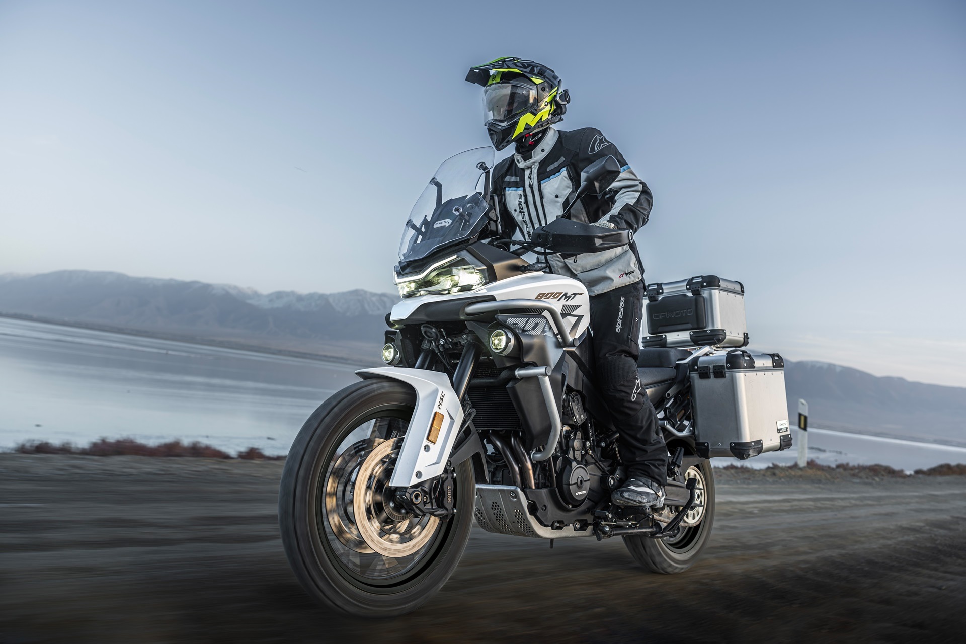 CFMOTO 800MT-ES 2026