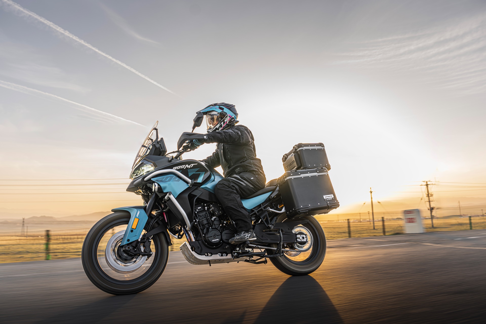 CFMOTO 800MT-ES 2026