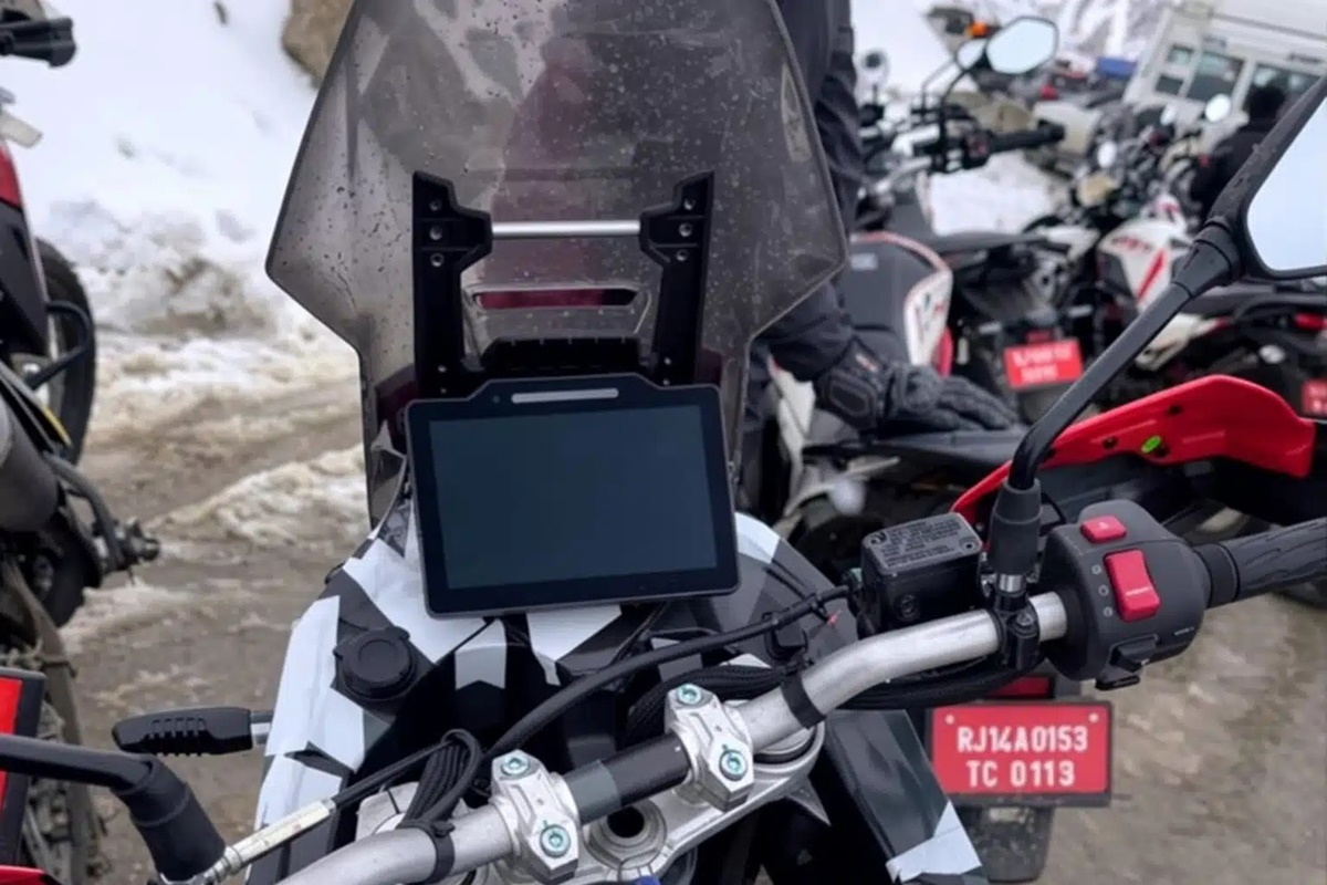 La Hero XPulse 420 vuelve a ser “retratada” durante un test de pruebas