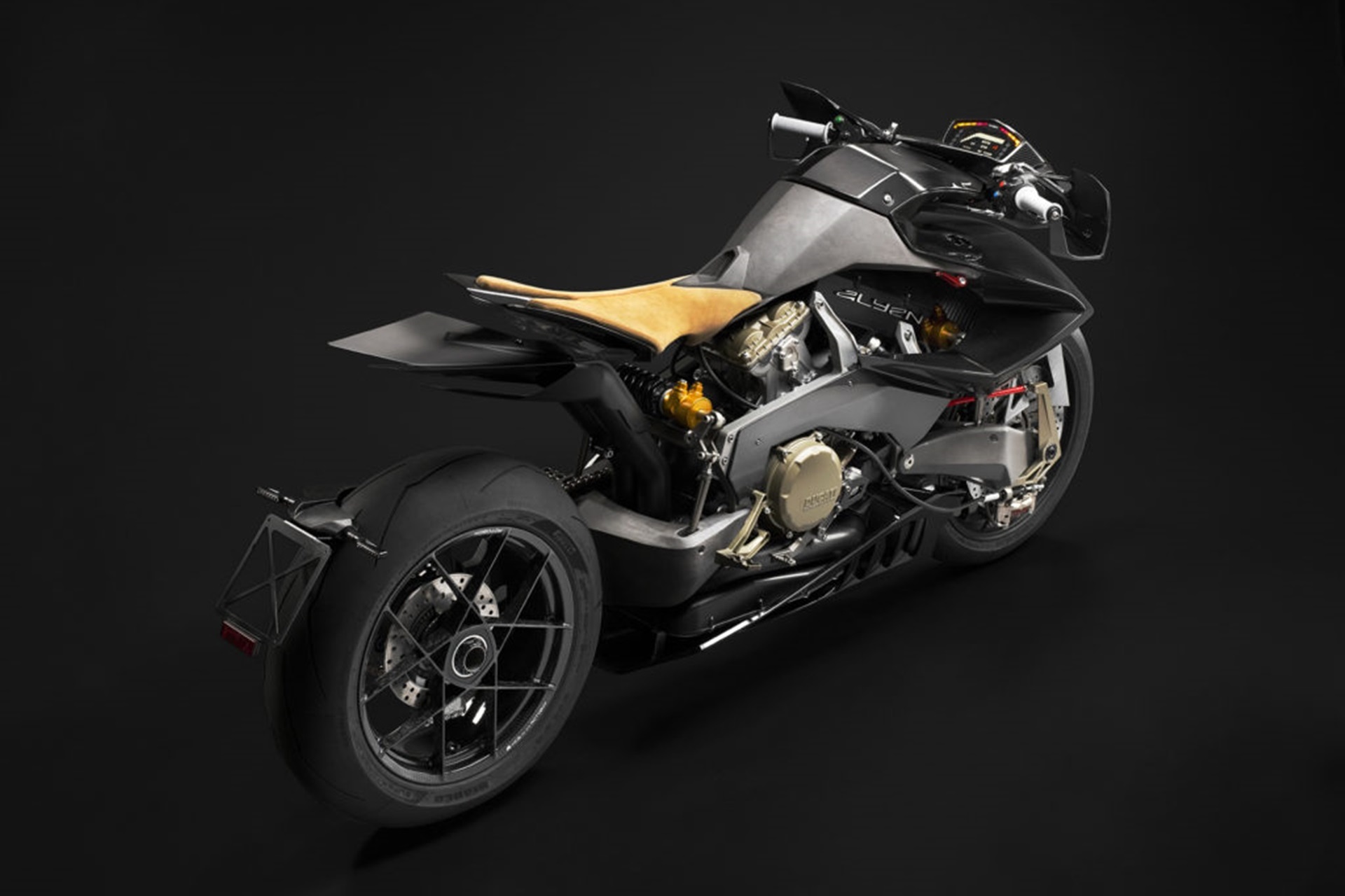 Vyrus Alyen 988: la hyperbike italiana de más de 200 CV venida de otro planeta