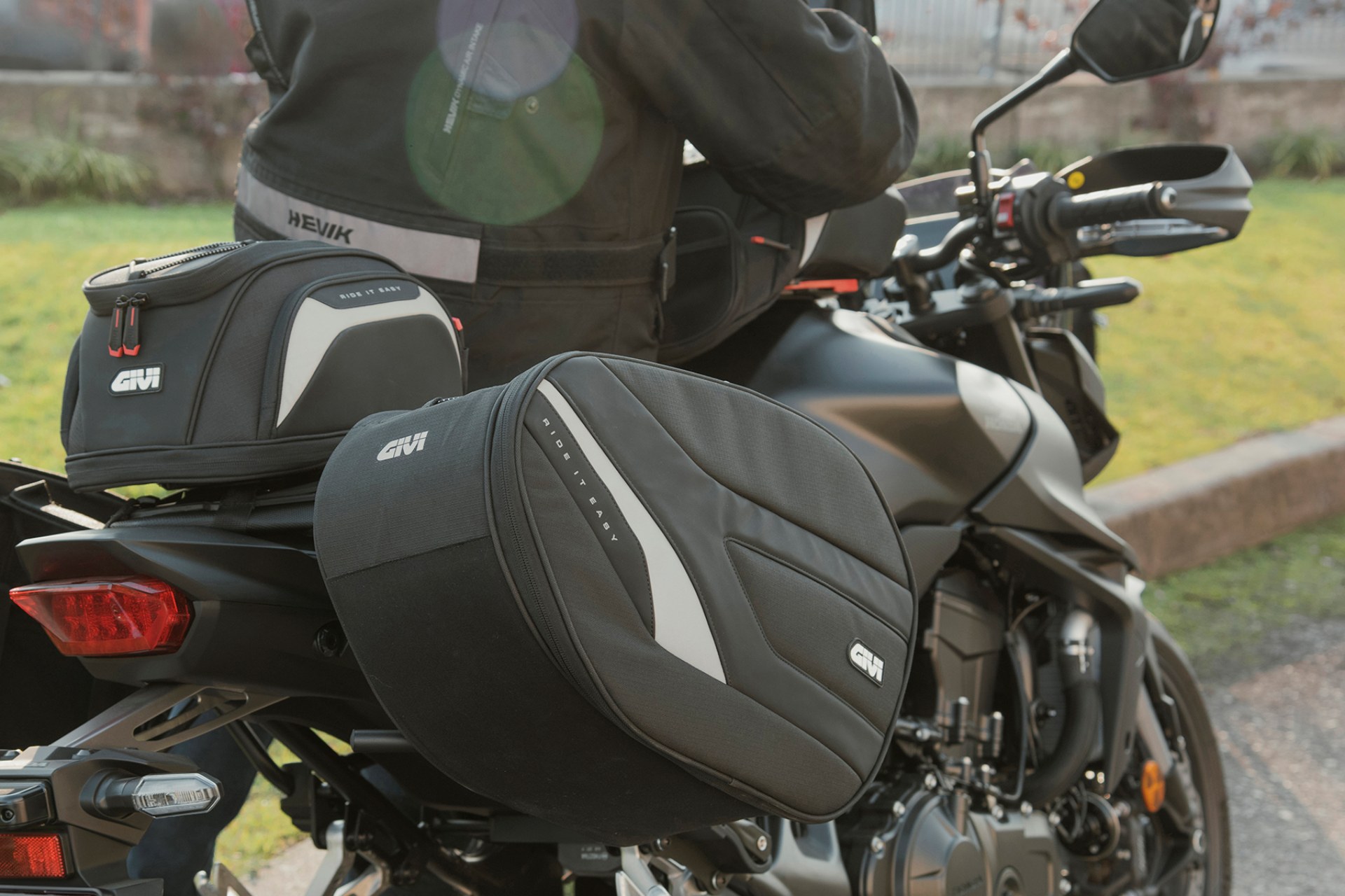 Bolsas de moto GIVI EASY-T
