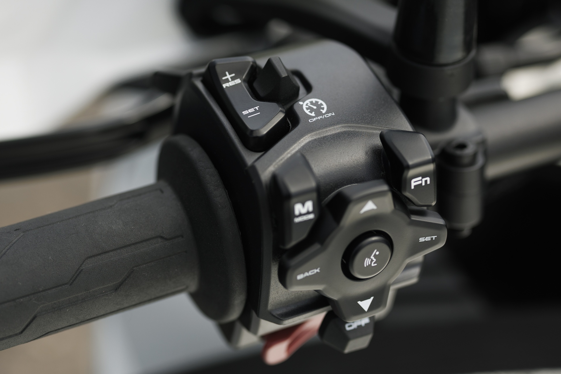 Prueba CFMOTO 1000MT-X