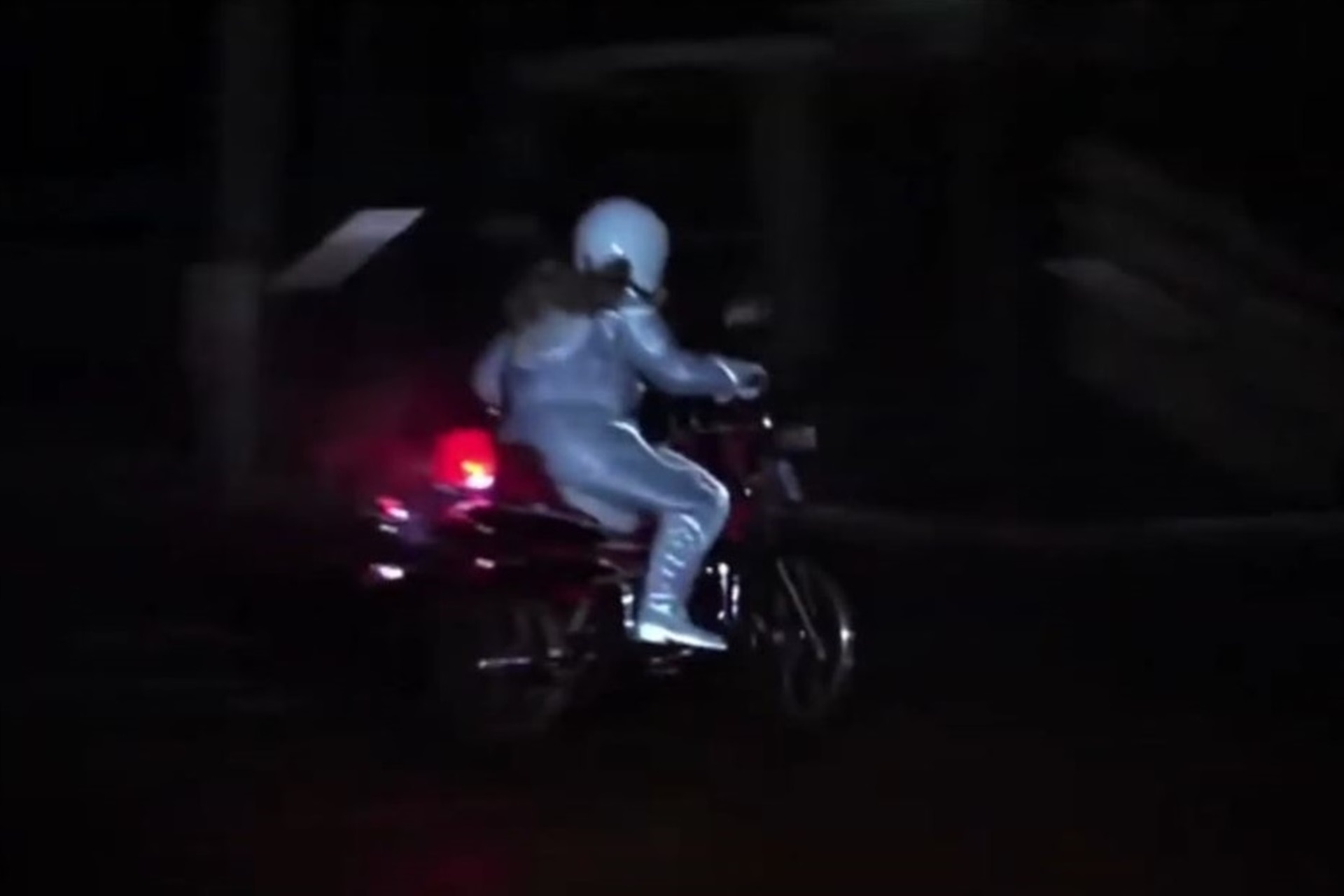 Hubo un tiempo en el que hasta Peggy “la cerdita” pilotaba motos 2T en sus películas