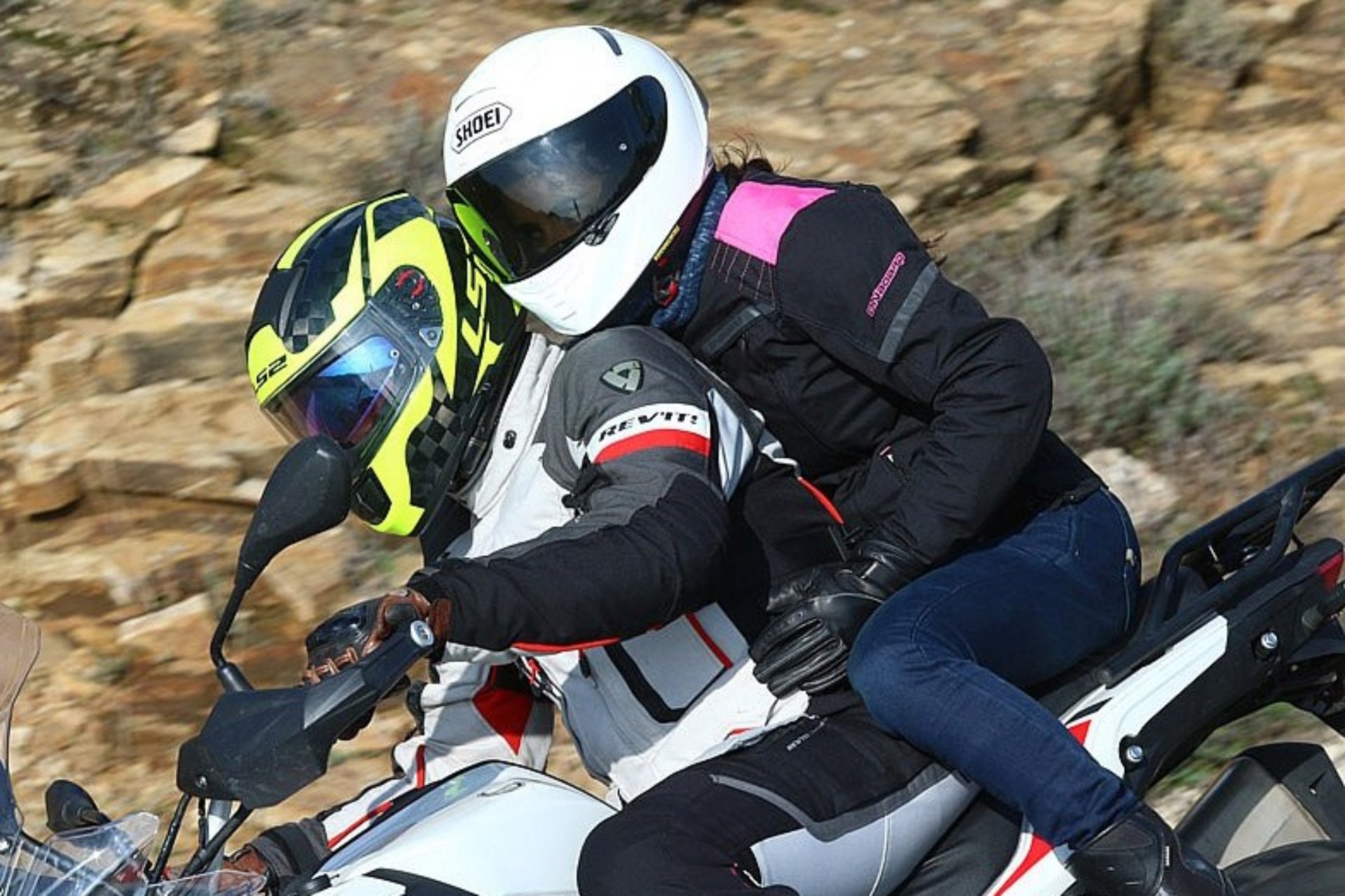 DGT nuevo Reglamento Pasajero Motosharing