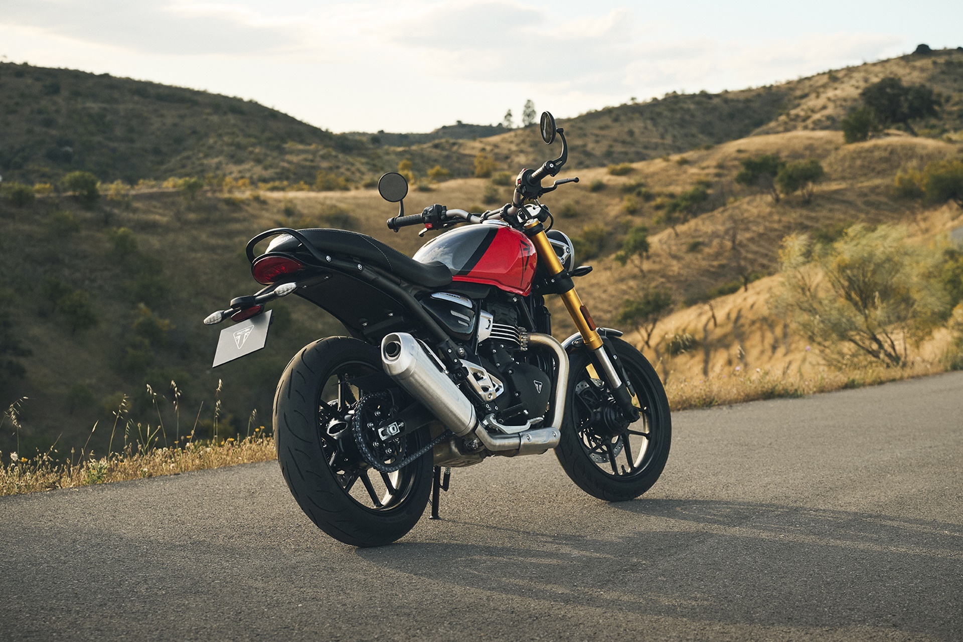 Gama de colores Triumph 2027: Seis modelos estrenan nuevos acabados y gráficos