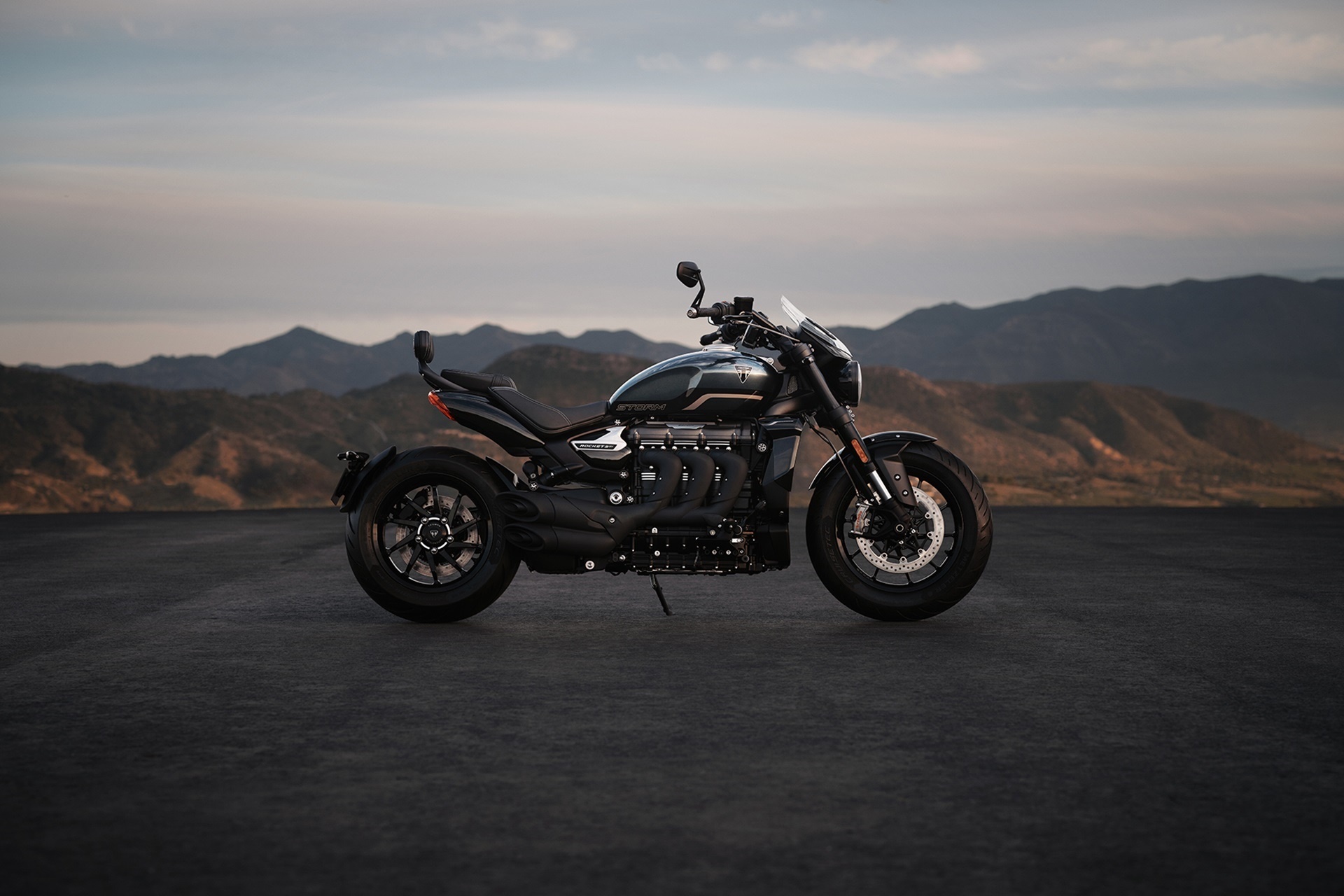 Gama de colores Triumph 2027: Seis modelos estrenan nuevos acabados y gráficos