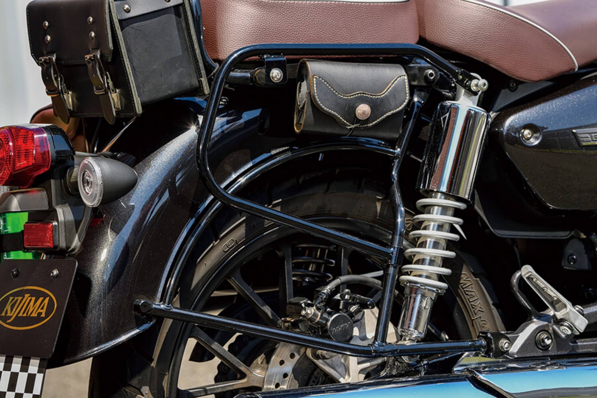 Honda GB350C y Kawasaki Meguro S1 by Kijima