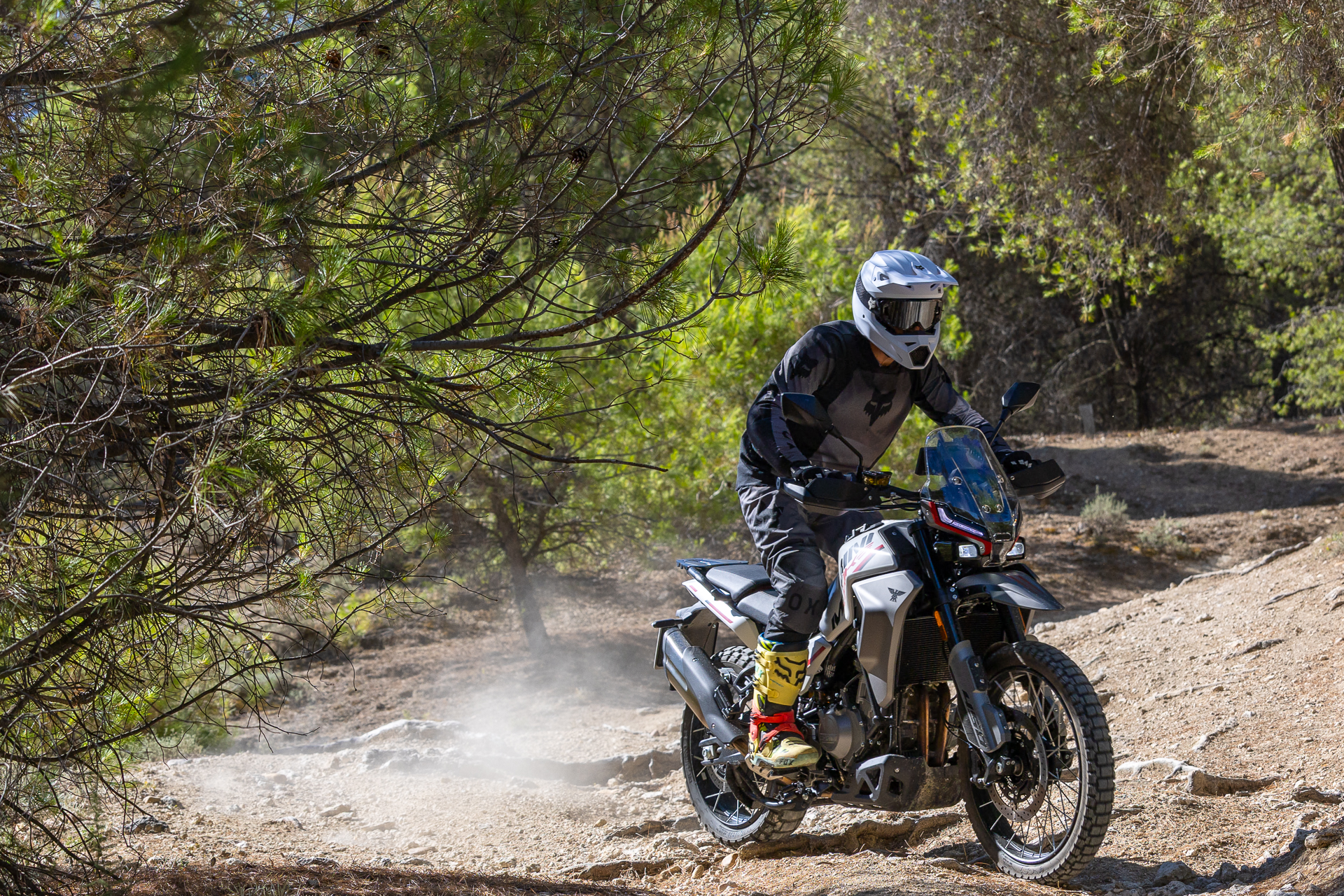 Prueba Moto Morini Alltrhike 450